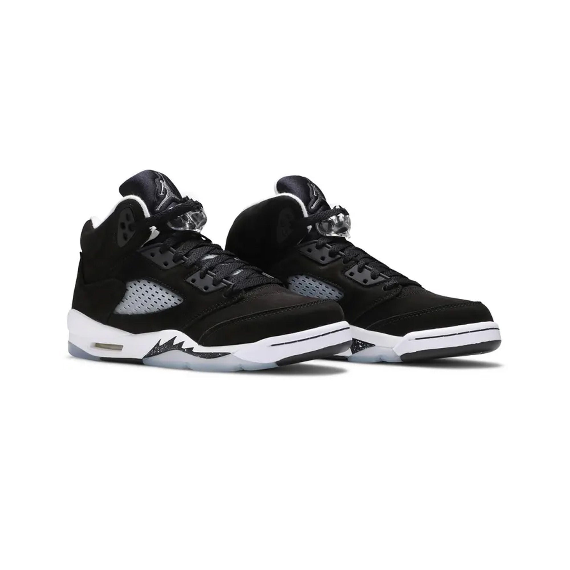 Air Jordan 5 Retro 'Oreo' 2021 GS Basketball Shoes - Stylish Black & White Sneakers for Kids - Perfect for School, Sports & Casual Wear