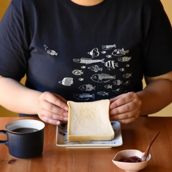 Premium Japanese Hasami Yaki Square Plates - Set of 4, Handcrafted Ceramic Dinnerware with Marine Life Design - Perfect for Sushi, Appetizers & Home Decor