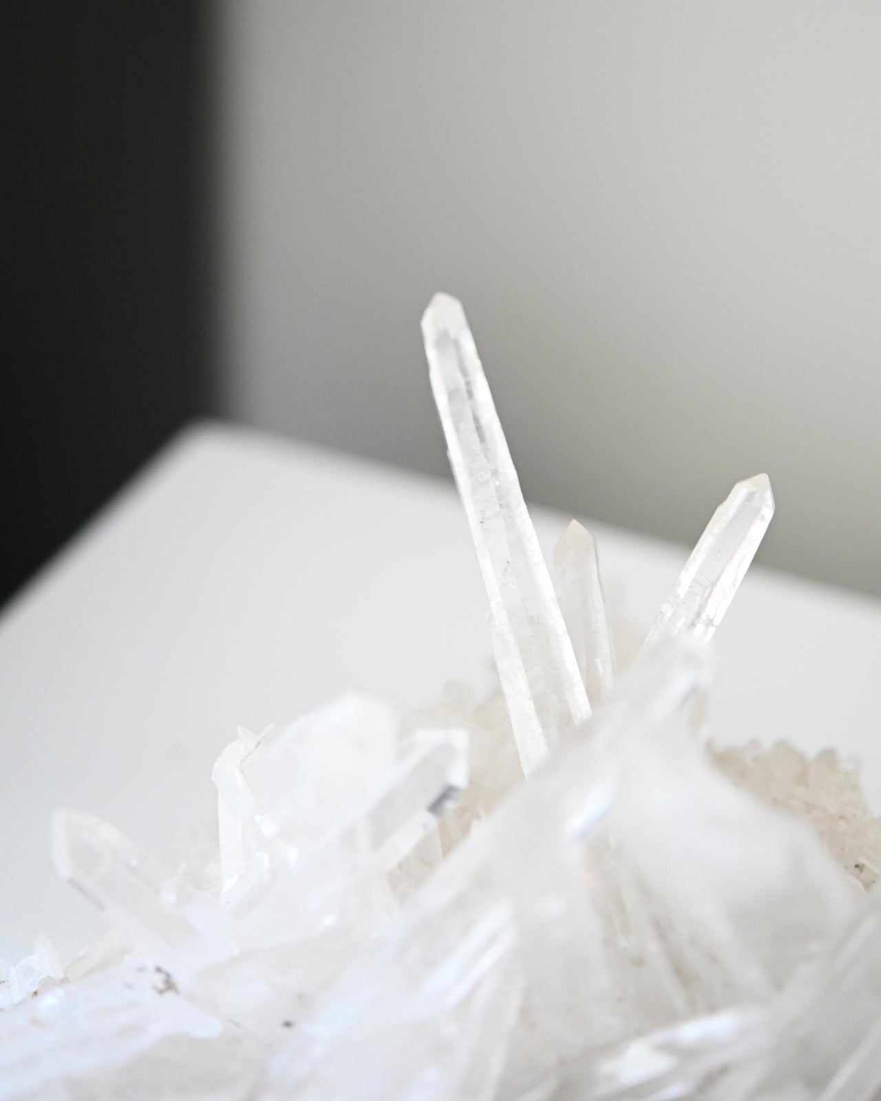 Natural Diamantina Laser Quartz Cluster - 3.5lbs Raw Healing Crystal Specimen for Meditation, Reiki, Energy Work & Home Decor