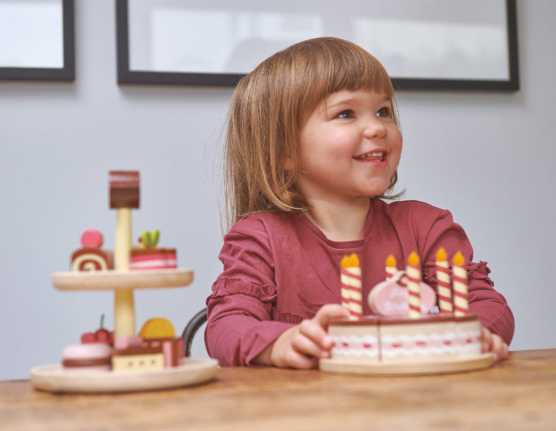 Delicious Chocolate Birthday Cake - Moist & Rich Homemade Recipe - Perfect for Celebrations, Parties & Special Occasions