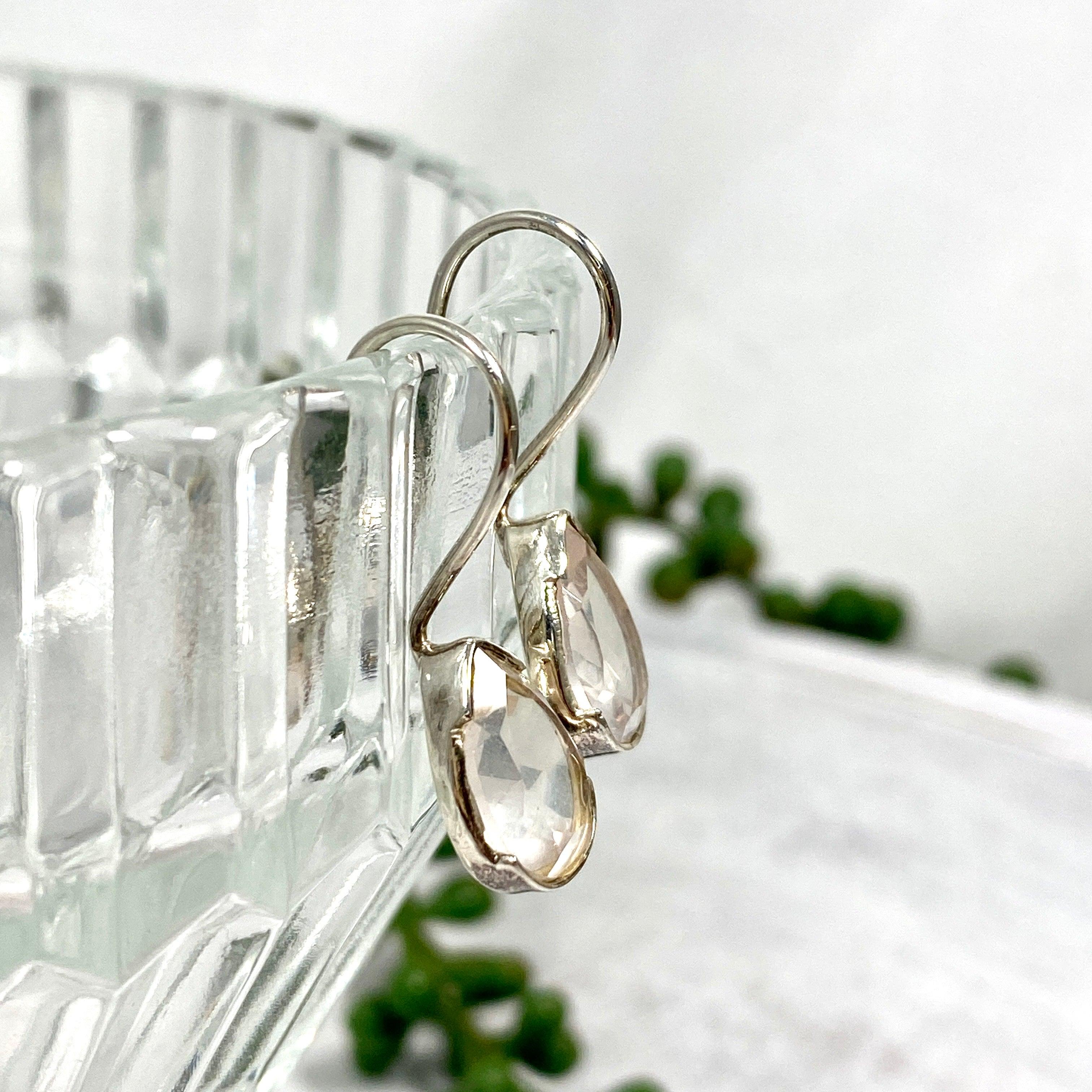 Natural Rose Quartz Faceted Teardrop Earrings for Women - Healing Crystal Dangle Earrings - Elegant Jewelry Gift for Birthday, Wedding & Everyday Wear
