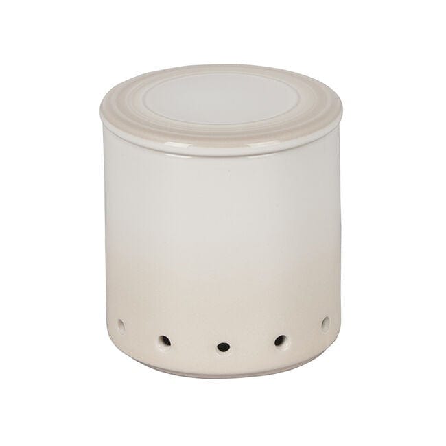 Le Creuset Stoneware Garlic Keeper with Ventilated Lid - Airtight Storage for Fresh Garlic - Perfect for Kitchen Countertop & Pantry Organization - Meringue Color