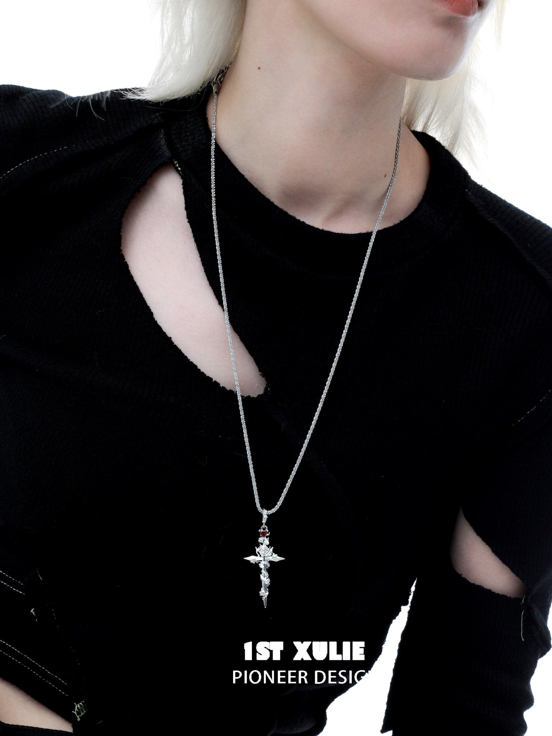 18K Gold Plated Sword Necklace for Women - Elegant Rose Design, 24K Gold & Platinum Options - Perfect for Gifts, Cosplay, and Medieval-Themed Events