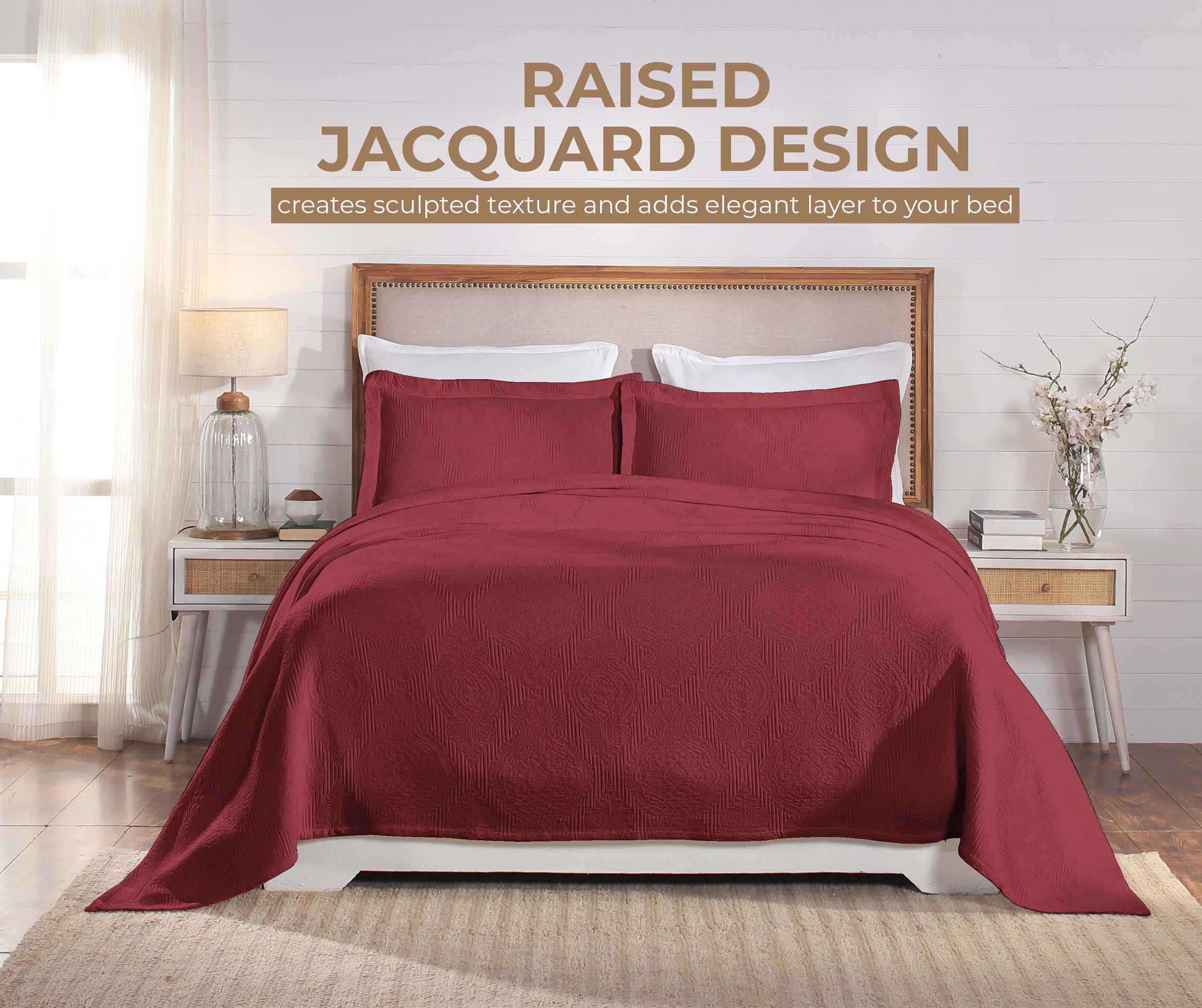 Victory Cotton Matelasse Bedspread Set with Scrolling Medallion Design - Lightweight & Breathable Queen Size Bed Cover - Perfect for Master Bedroom, Guest Room & Luxury Hotel Decor