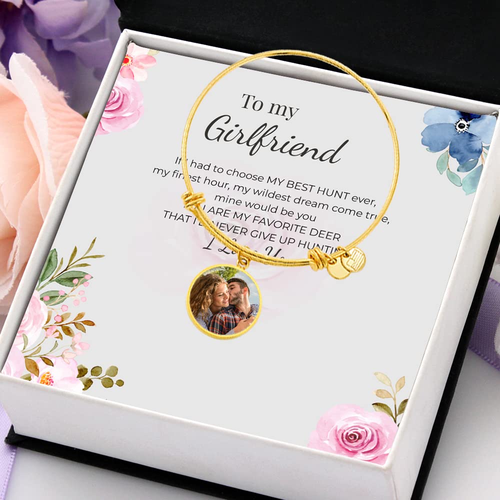 Personalized Girlfriend Bracelet - Engraved Circle Bangle with Heart Charm, Message Card & Gift Box - Romantic Birthday Gift for Her - Perfect for Anniversaries, Valentine's Day & Special Occasions