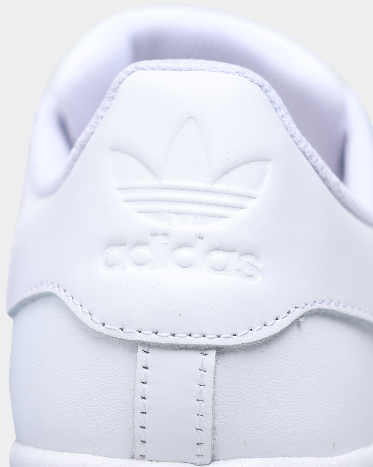 Adidas Women's Superstar Bold Sneakers - Cloud White/Cloud White/Matte Gold - Fashionable Comfort for Casual Wear & Street Style
