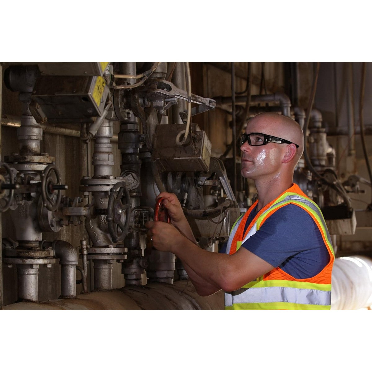 Pyramex Furix Anti-Fog Protective Safety Glasses - Clear Lens, Lightweight & Comfortable for Construction, Lab Work & Outdoor Activities