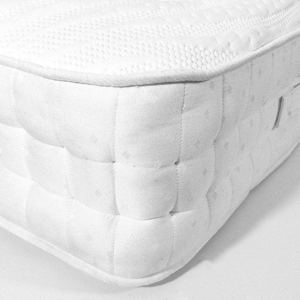 Nimbus 3000 Premium Memory Foam Mattress - Queen Size, Cooling Gel & Pressure Relief for Back Pain - Perfect for Side Sleepers & Hot Sleepers - Bedroom, Guest Room, Dorm Essentials