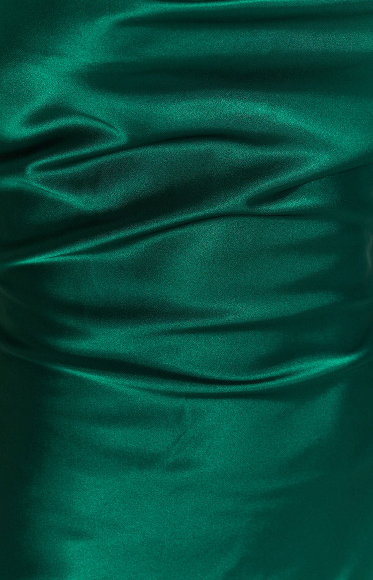 Elegant Emerald Green Party Dress for Women - Perfect for Evening Events, Prom, and Special Occasions