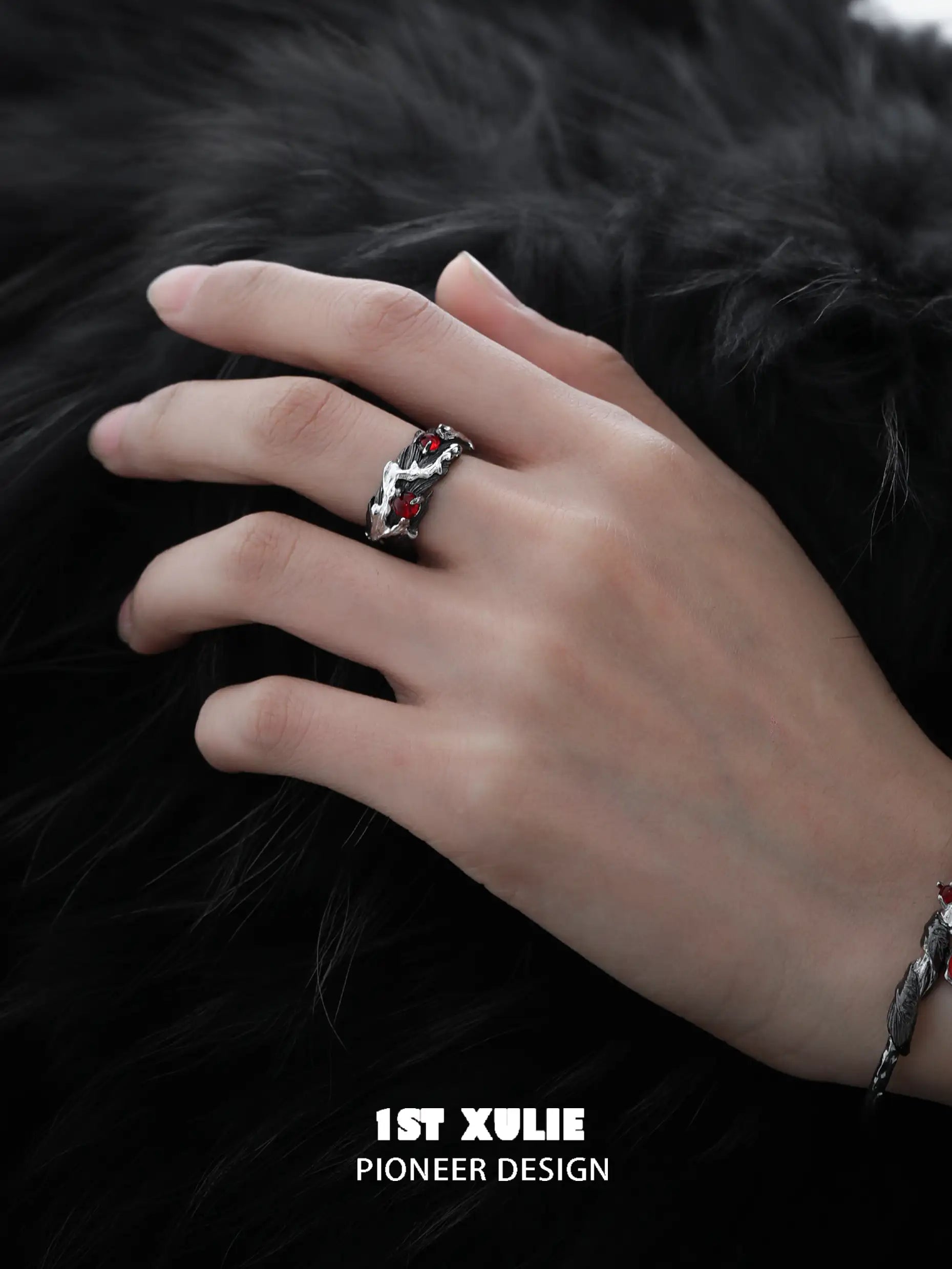 Lucifer Red Crystal 925 Sterling Silver 18K Black Gold Feather Ring™ for Women - Elegant Gothic Jewelry for Parties, Weddings & Special Occasions