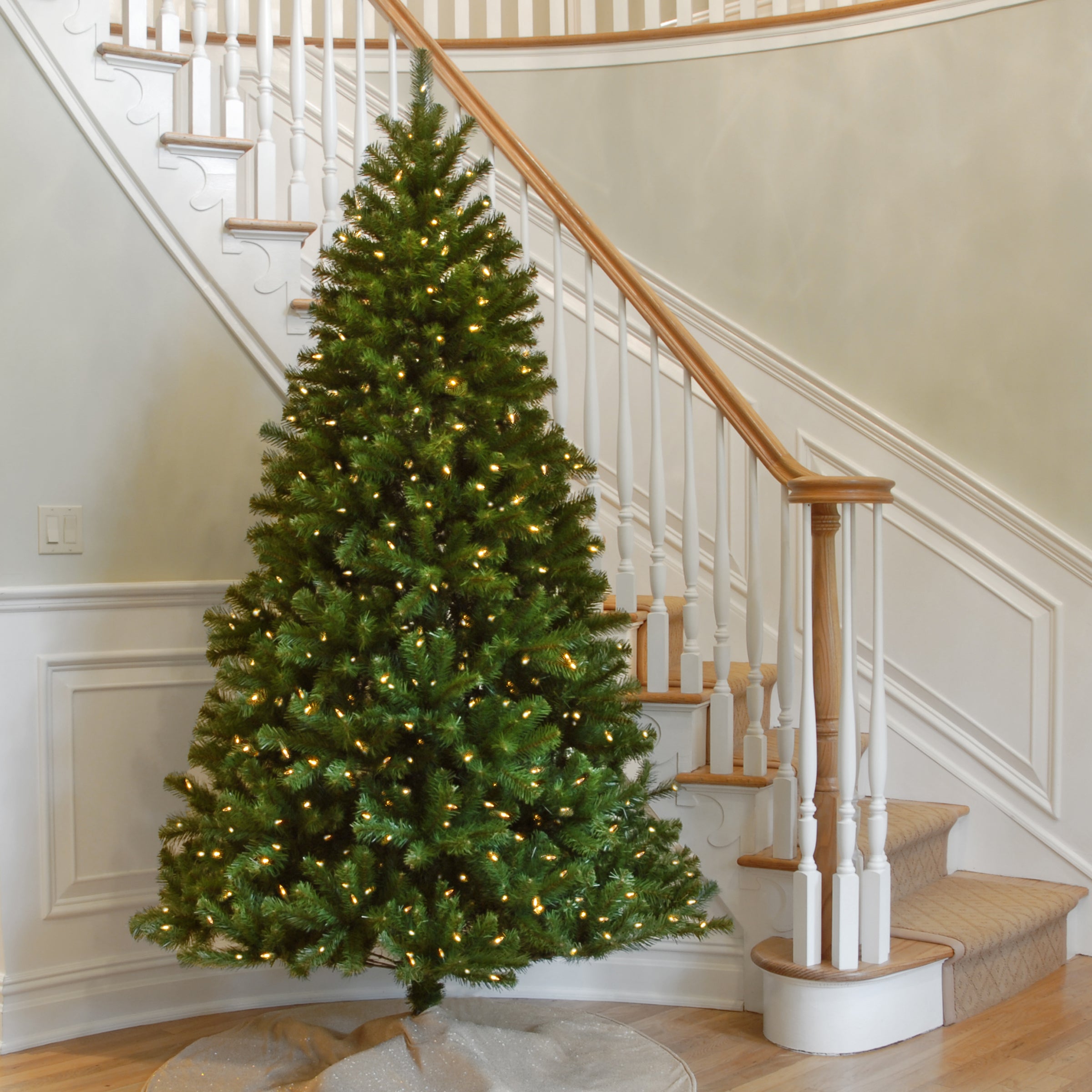 7.5 ft Pre-Lit North Valley Spruce Artificial Christmas Tree with PowerConnect LED Lights - Perfect for Holiday Home Decor, Office & Party Decoration