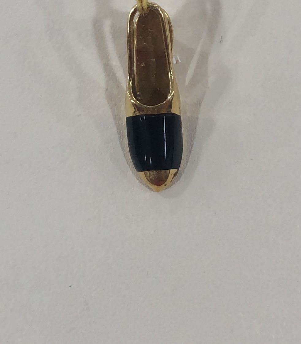 14K Yellow Gold Onyx Pendant Necklace for Women - Elegant Black Onyx Gemstone Jewelry Gift for Birthday, Anniversary & Special Occasions