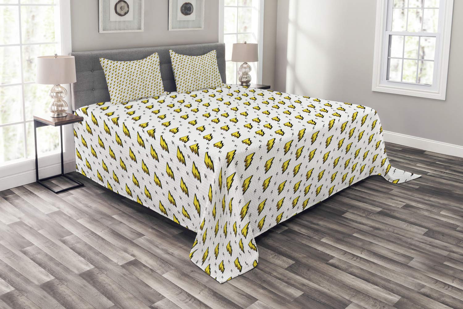 Vintage Thunder Bolt Bedspread Set - King Size, Yellow Black White for Retro Bedroom Decor