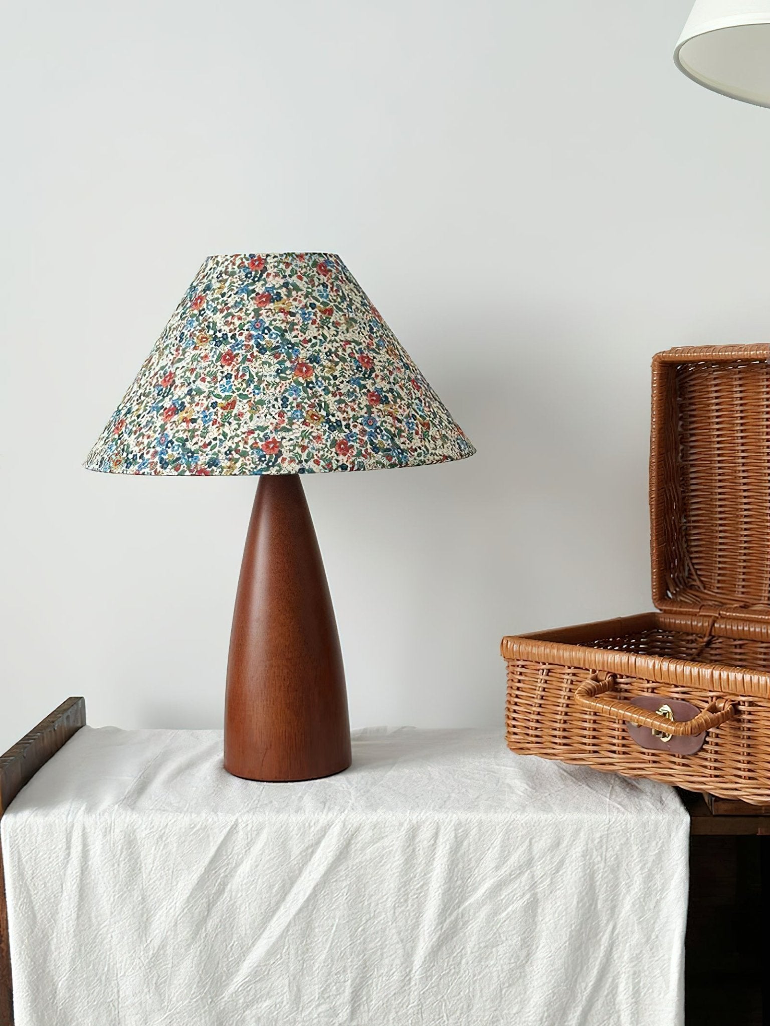 Amelia Blossom Table Lamp - Modern Floral Design Bedside & Desk Light for Home Office Decor | Perfect for Bedroom, Living Room & Study
