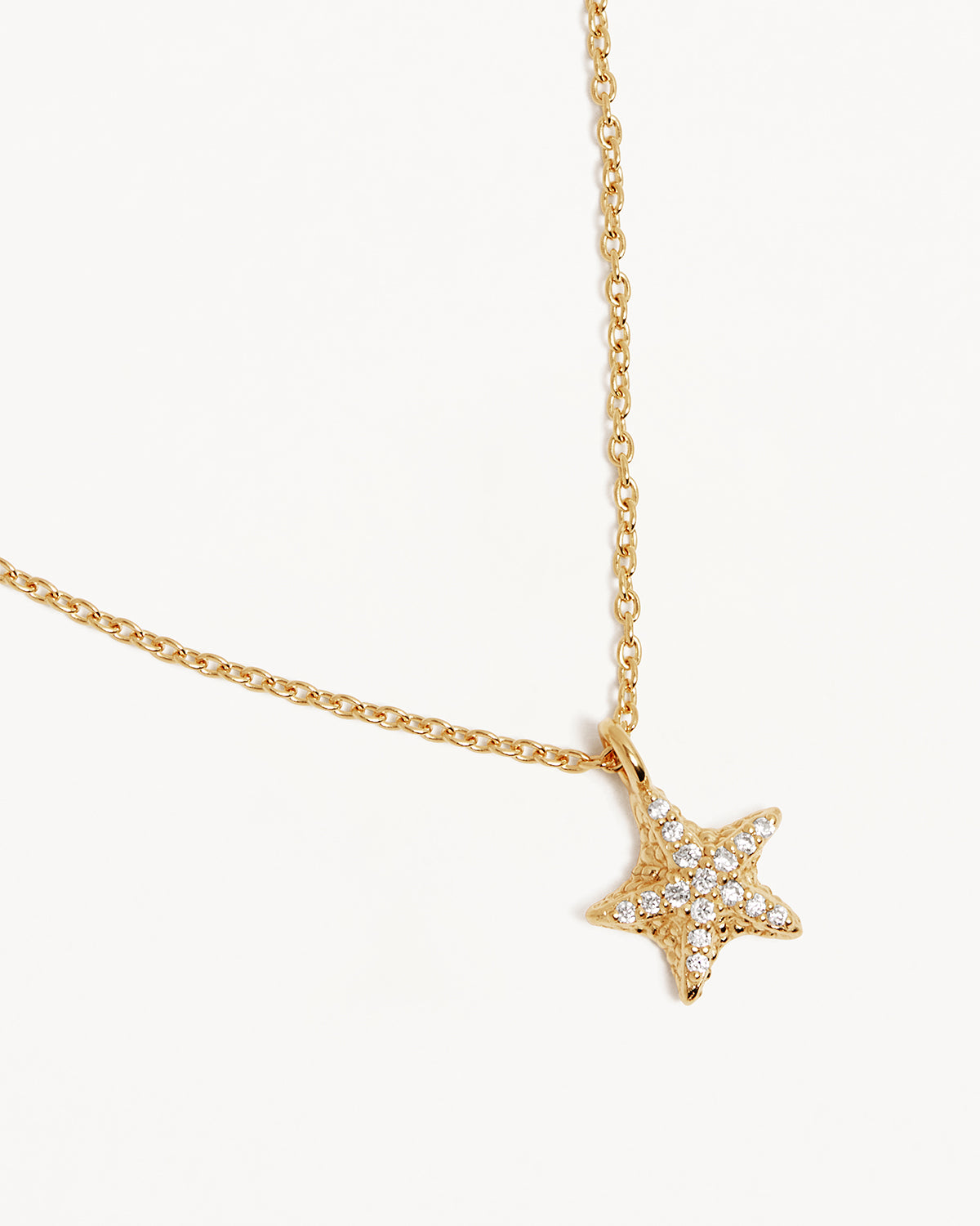 18K Gold Vermeil Starfish Necklace for Women - Dainty Beach Jewelry Gift for Her - Perfect for Summer Vacations, Beach Weddings & Boho Fashion