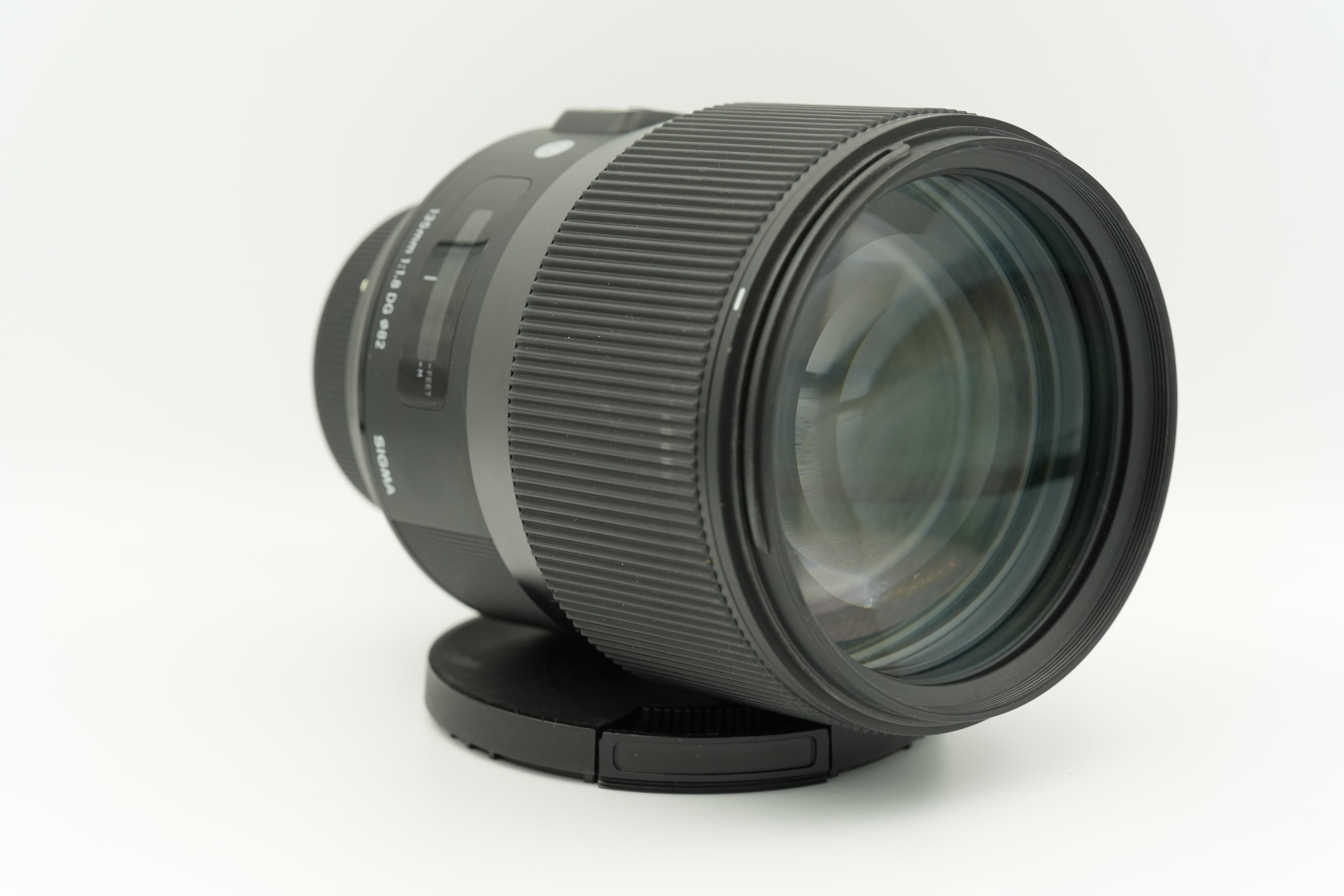 Used Sigma 135mm f/1.8 DG HSM ART Lens for Nikon F Mount - Perfect for Portrait, Wedding & Low Light Photography