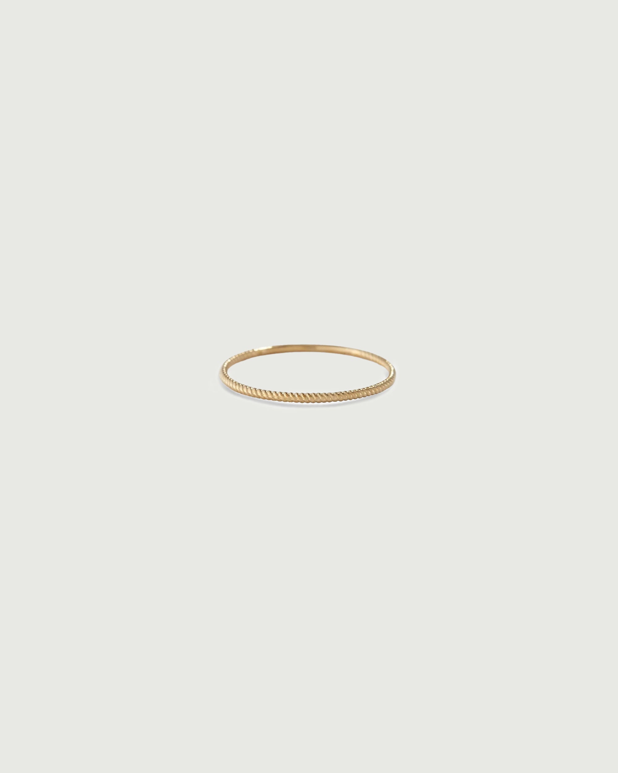 14K Gold Twist Ring for Women - Elegant Spiral Design Wedding Band, Stackable Ring for Everyday Wear | Perfect for Engagement, Anniversary, and Gift Giving