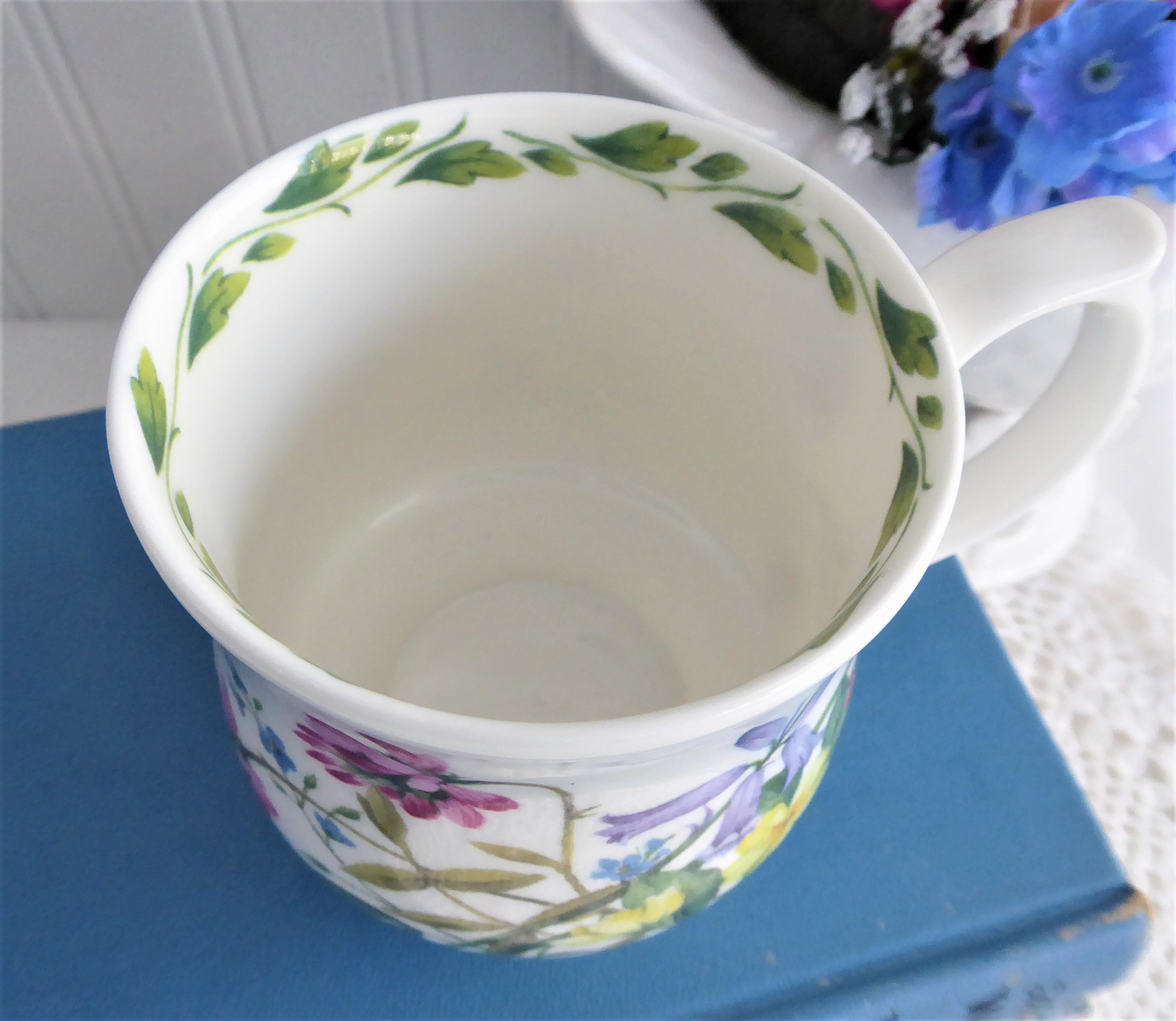 Vintage 1990s English Bone China Mug with Buttercups, Harebells & Clover Floral Design - RHS Queens Collection - Perfect for Tea Time & Collectible Display