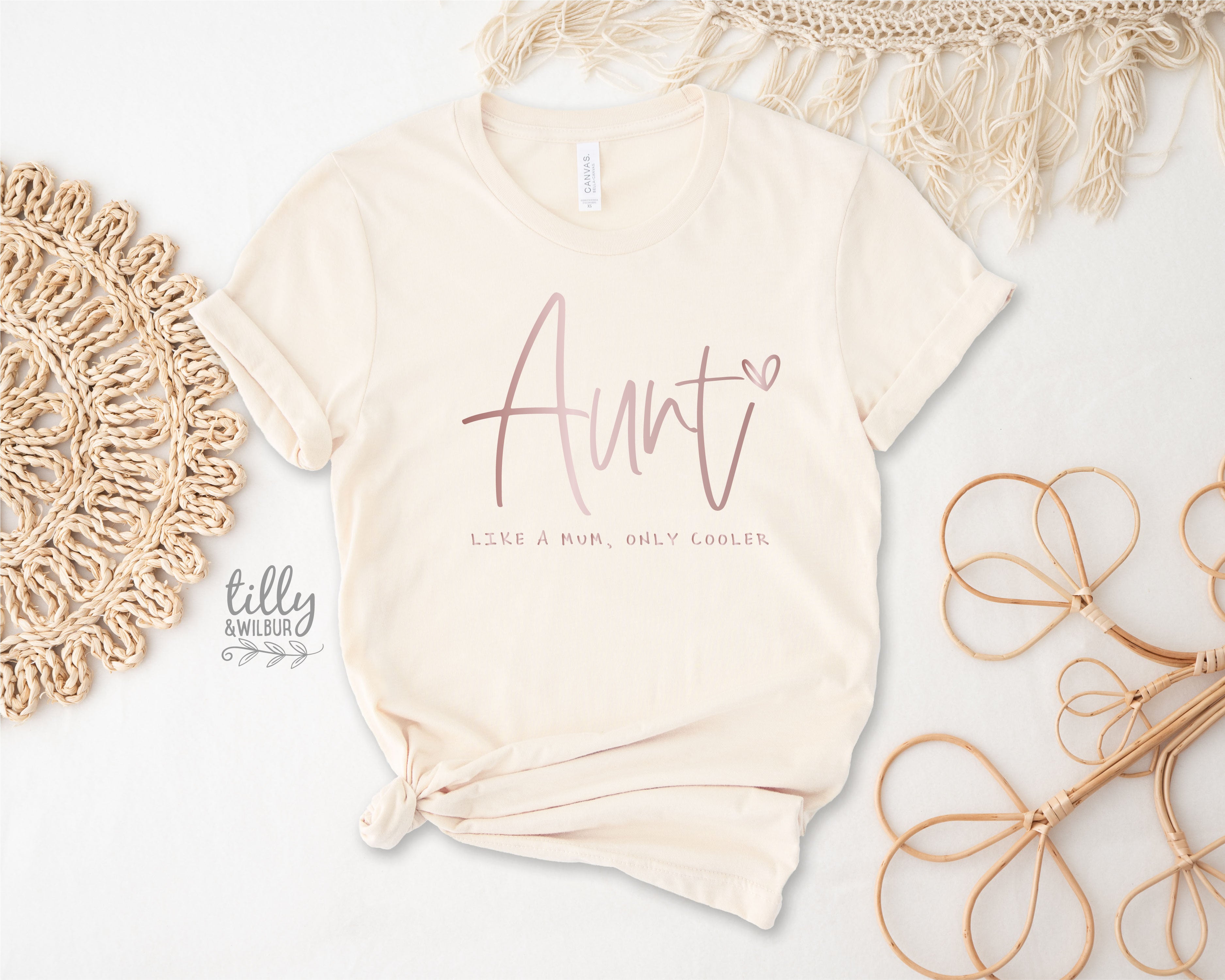Cool Aunt Gift - Like A Mom But More Fun - Perfect for Birthdays, Christmas & Special Occasions
