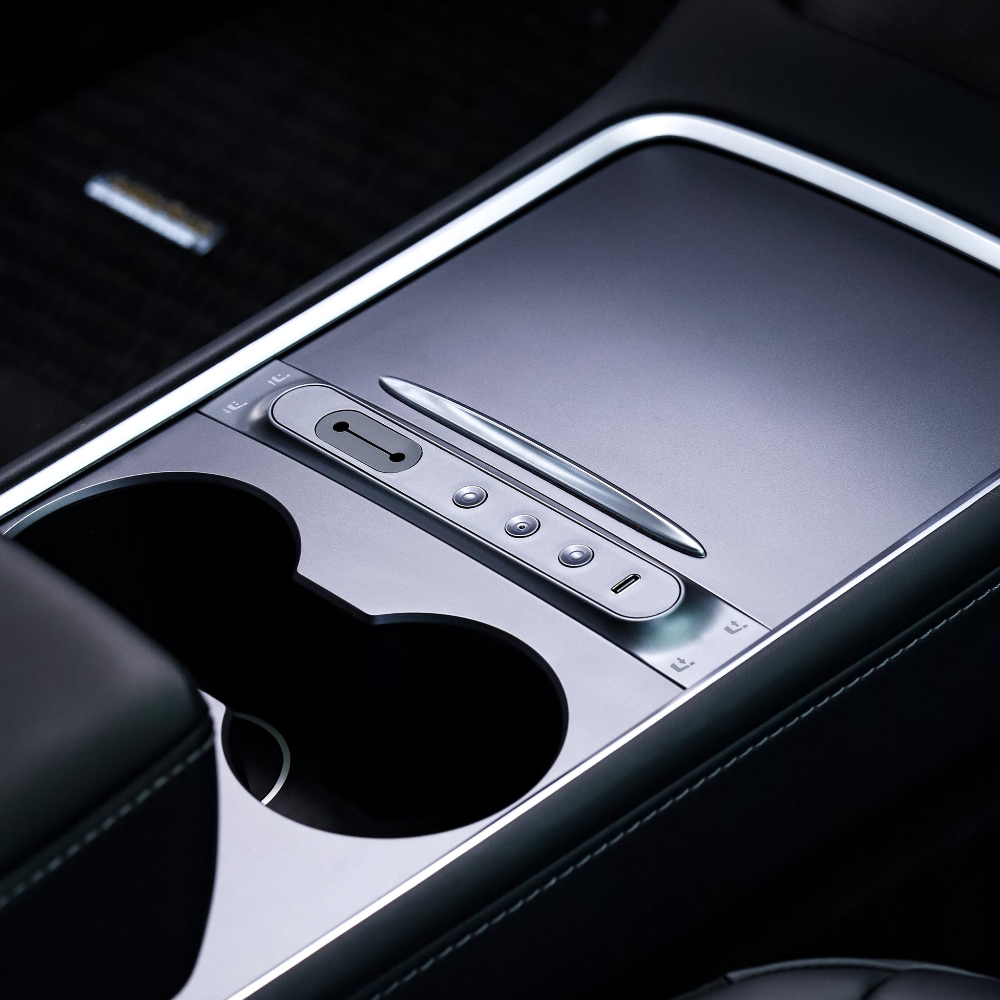 Tesla Model 3/Y 2021+ USB Hub with Physical Shortcut Buttons - Fast Charging & Easy Access for Music, Camera & More - Perfect for Tesla Owners & Tech Enthusiasts