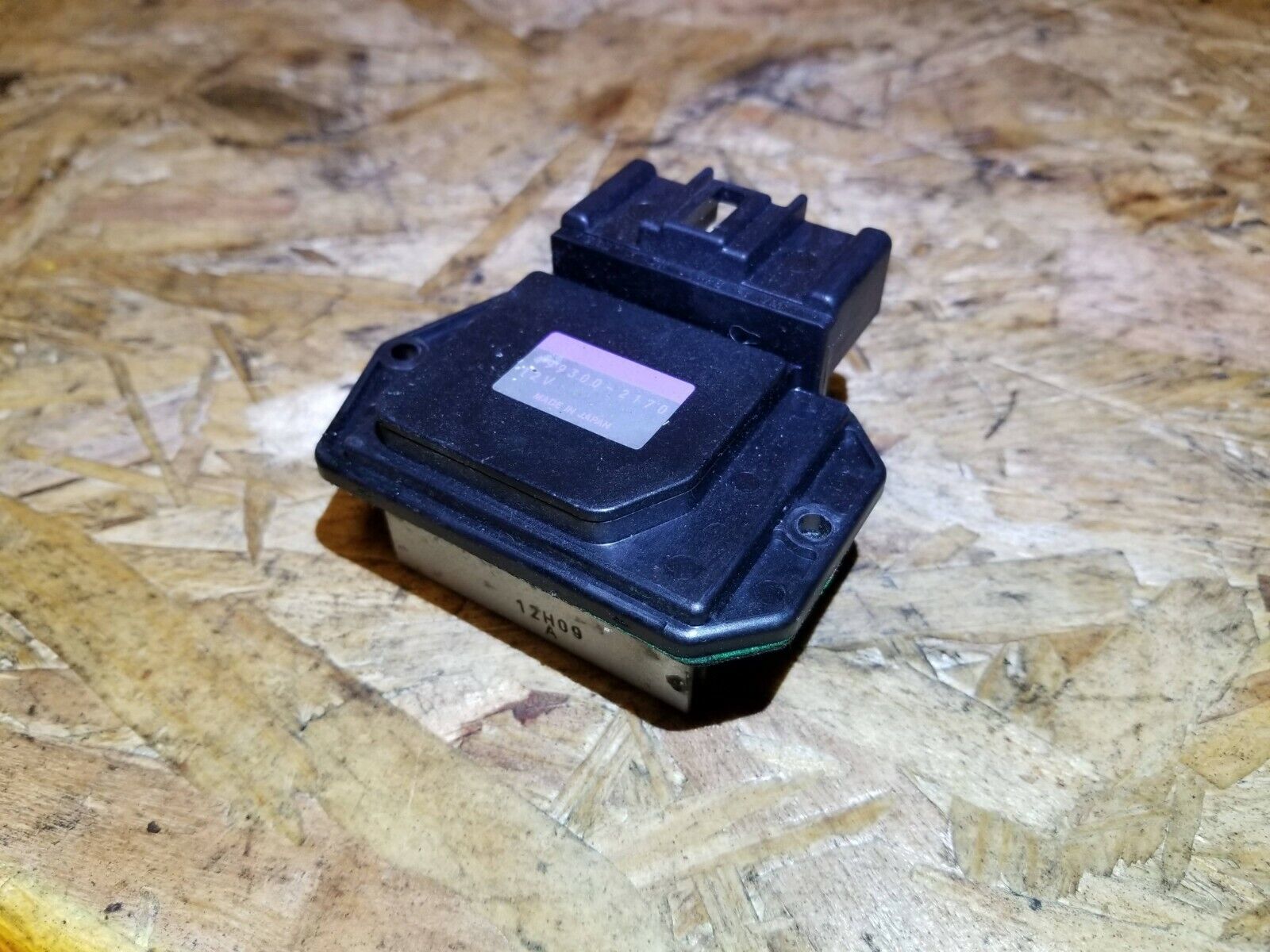 2006-2011 Cadillac DTS Blower Motor Resistor OEM Replacement Part - Perfect for HVAC System Repair & Air Conditioning Maintenance