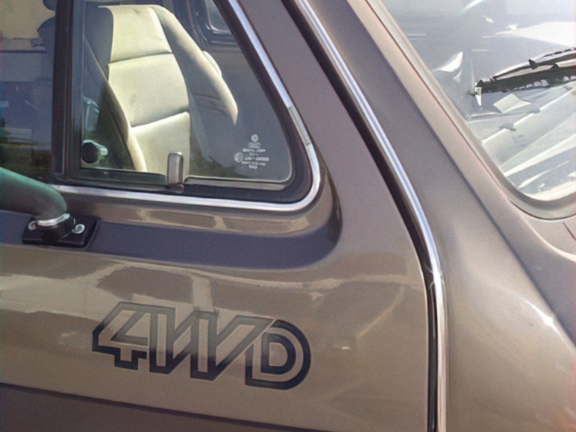Chrome Drip Rail Molding for Vanagon - Aftermarket Replacement Part | Perfect for Restoring Classic VW Vanagon Roof Trim & Preventing Water Leaks