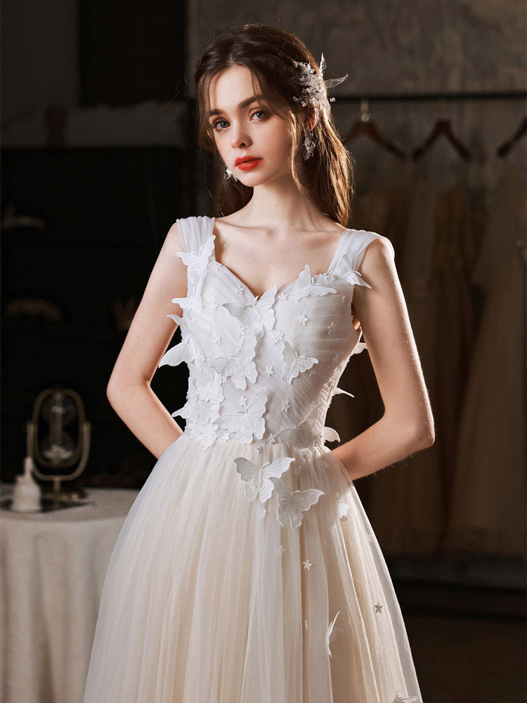 Elegant Light Champagne Short Prom Dress for Homecoming - Perfect for Dances, Parties & Special Occasions