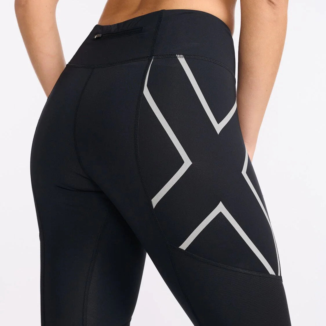 2XU Women's Aero Vent Mid Rise Compression Tights - High Performance Running & Workout Leggings for Yoga, Gym & Athletic Training