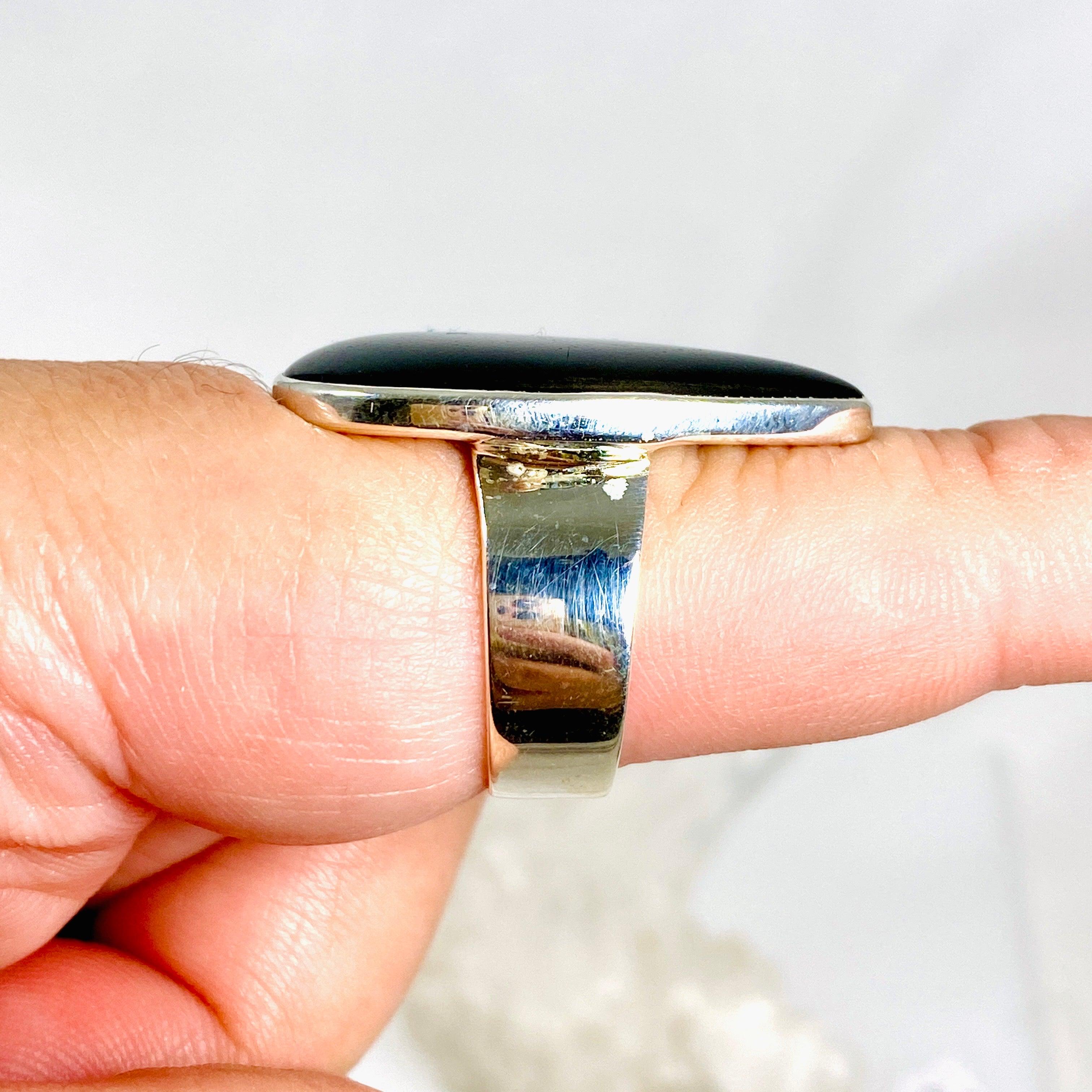 Silversheen Obsidian Teardrop Ring - Size 9 (KRGJ2925) | Elegant Gothic Jewelry for Women, Perfect for Evening Parties & Special Occasions