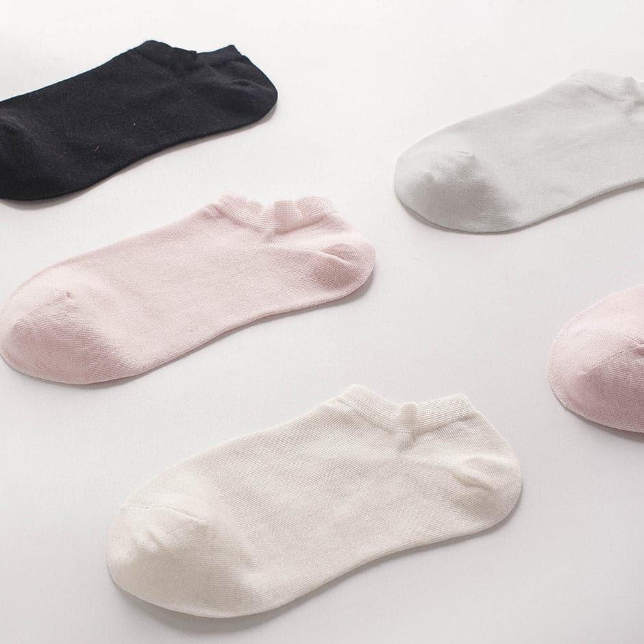 Soft & Breathable Women's Silk Boat Socks - Comfortable Non-Slip Socks for Home, Office & Travel - Perfect for Relaxing, Lounging & Everyday Wear