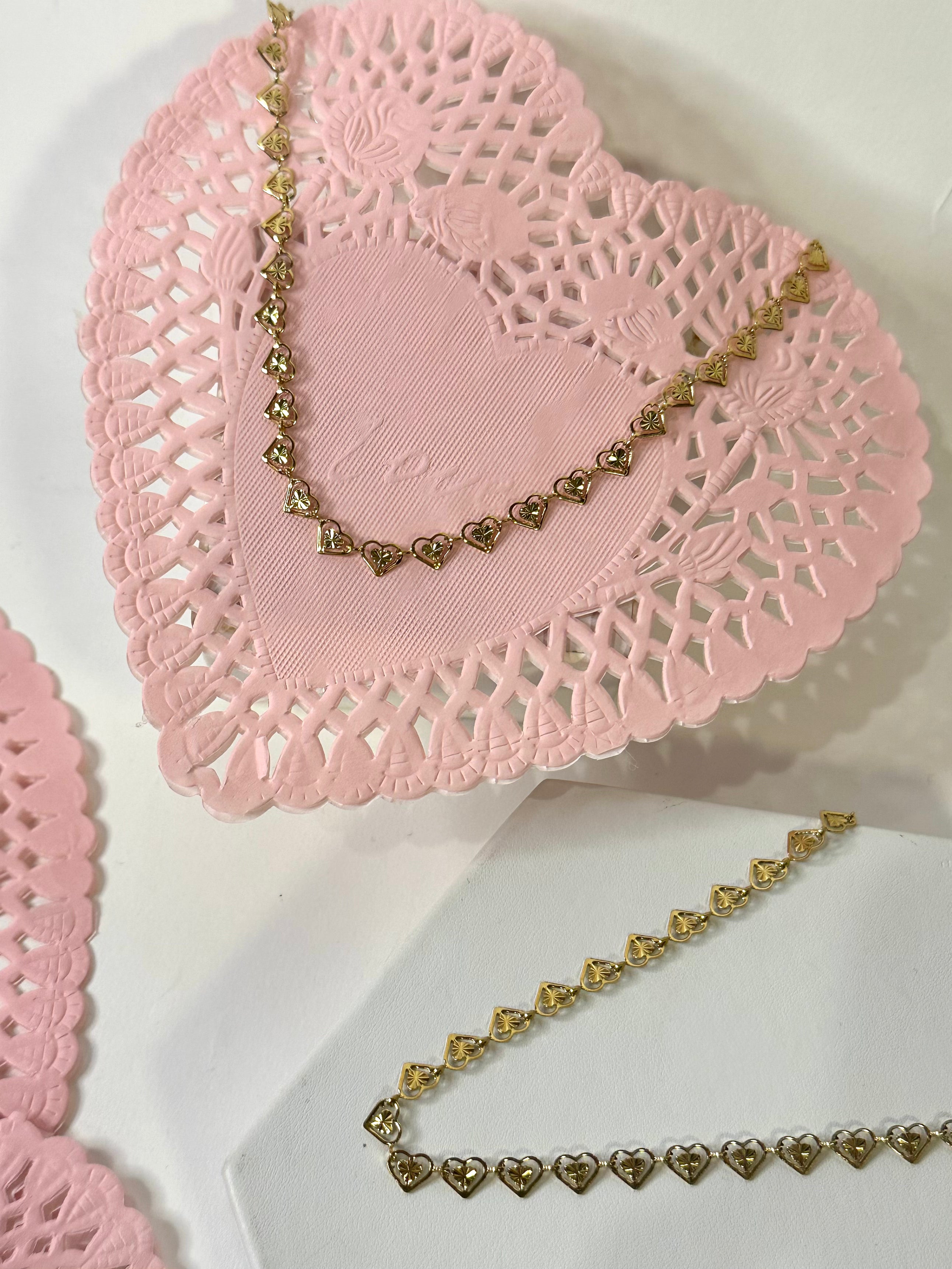 Heart Chain Necklace for Women - Dainty Gold & Silver Heart Pendant Necklace - Perfect for Valentine's Day, Anniversary & Everyday Wear