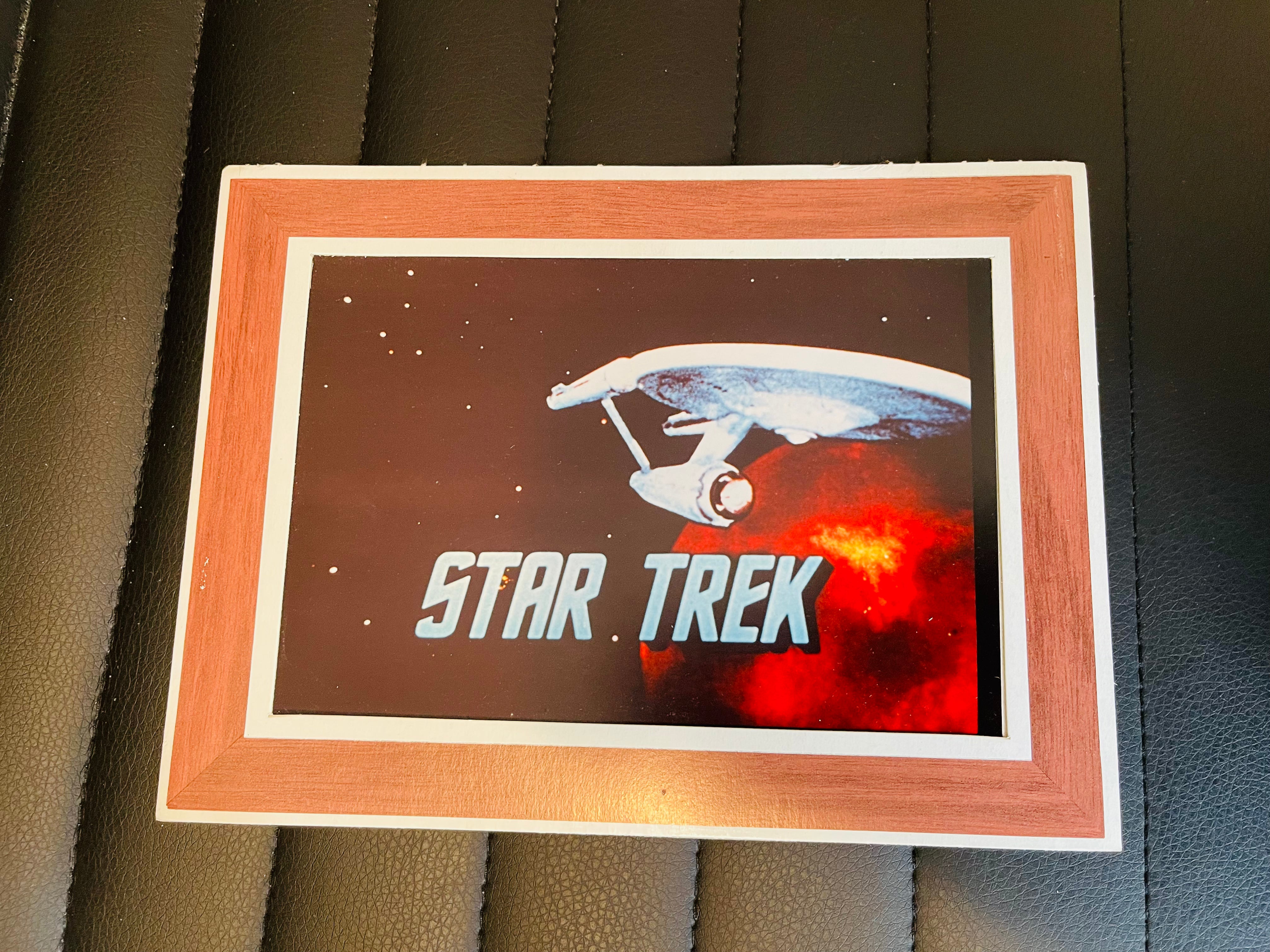 Vintage 1980s Star Trek Original Series Polaroid Photo in Cardboard Frame - Rare Collectible for Sci-Fi Fans & Memorabilia Display