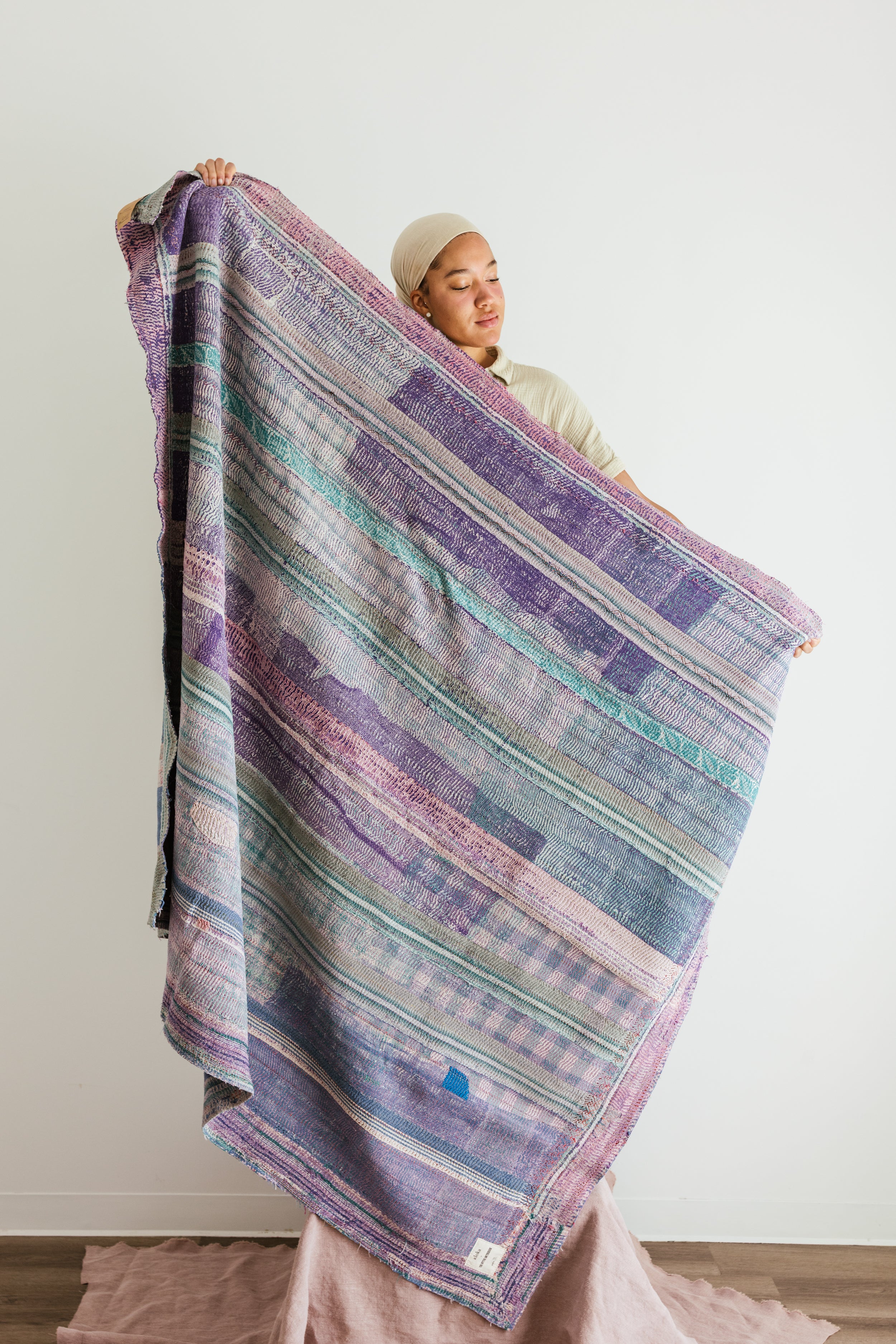 Aloka + BS Quilt #72 - Premium Cotton Quilted Blanket for Bed & Sofa - Soft & Cozy Home Decor for All Seasons - Perfect for Bedrooms, Living Rooms, and Gifts