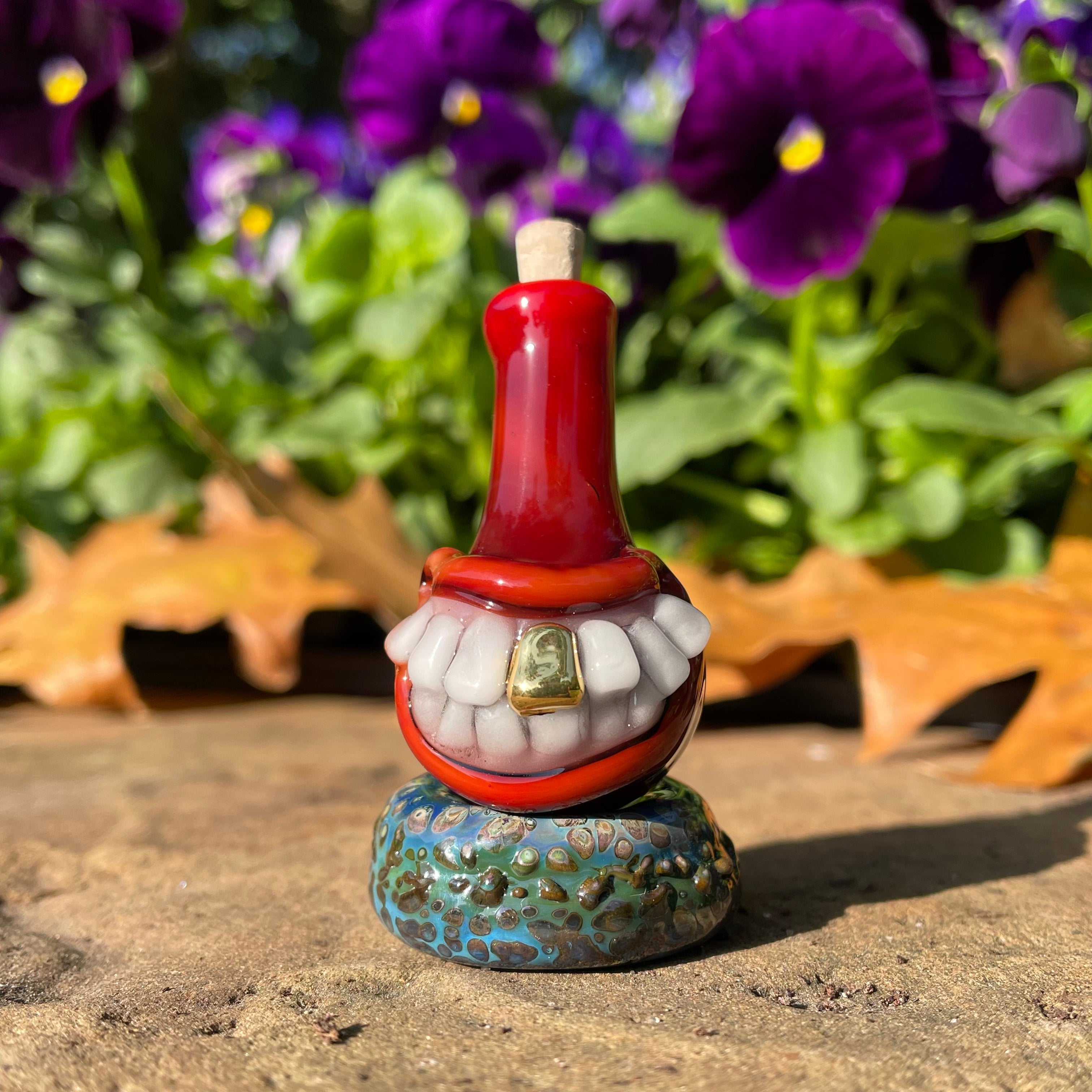 Red Smiling Glass Cork Bottle - Decorative Wine Bottle Stopper for Parties, Gifts & Home Bar Accessories