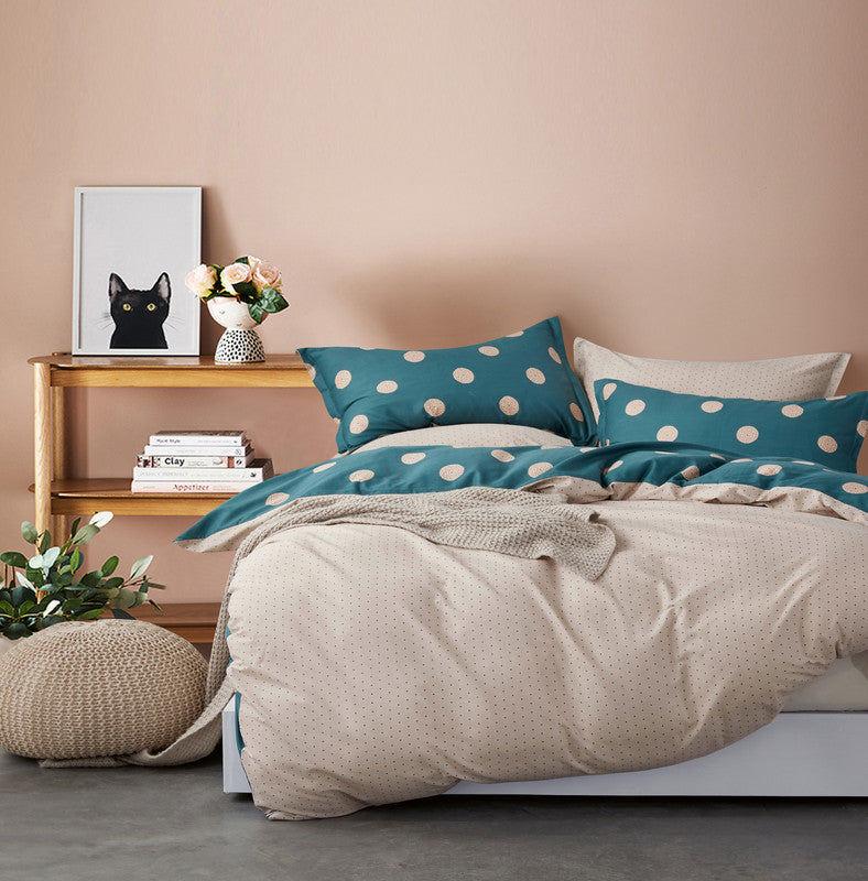 100% Cotton Reversible Quilt Cover Set - Hugo Design - Queen Size Bedding - Soft & Breathable Duvet Cover for Comfortable Sleep