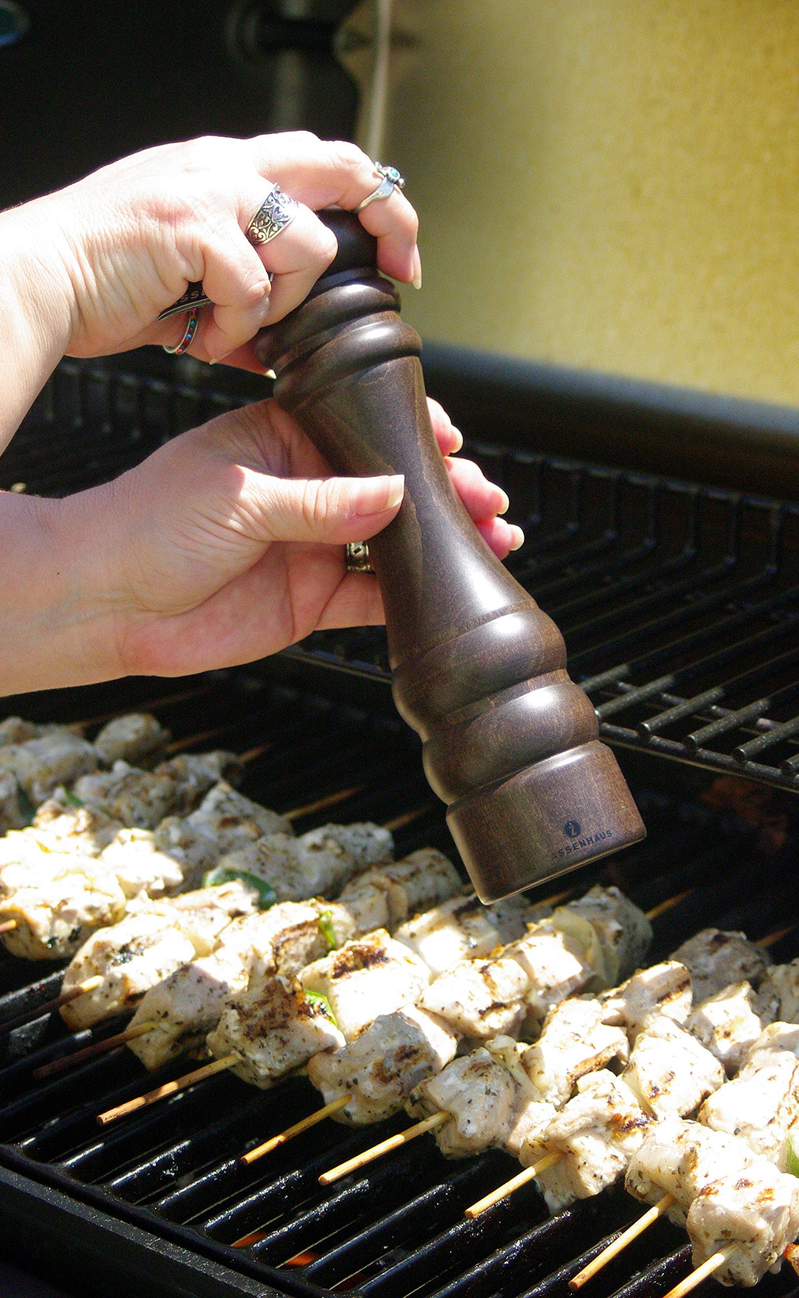 Premium Zassenhaus Berlin 7.1-Inch Dark Stained Wood Pepper Mill Grinder - Adjustable Coarseness for Freshly Ground Pepper - Perfect for Kitchen, Dining Table & Gourmet Cooking