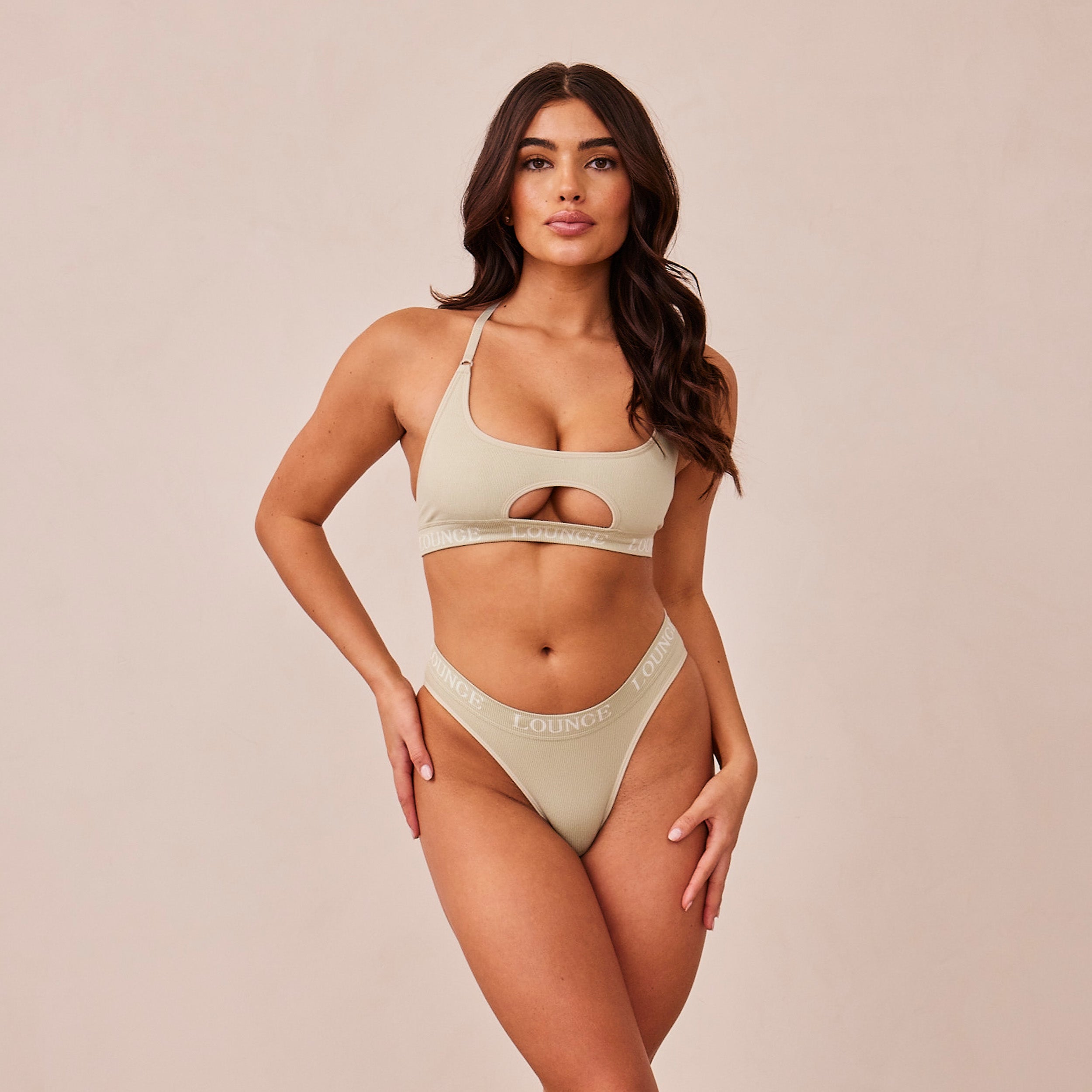 Seamless Comfort Bra - Olive Green Wireless Support for Yoga, Workout & Everyday Wear