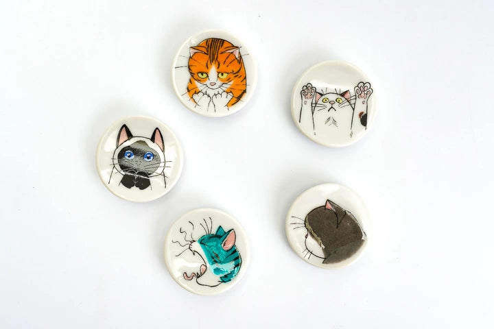 Japanese Kutani Ware Cat Chopstick Rest Set - 5pcs Handmade Ceramic Chopstick Holder for Sushi, Asian Dining & Home Decor