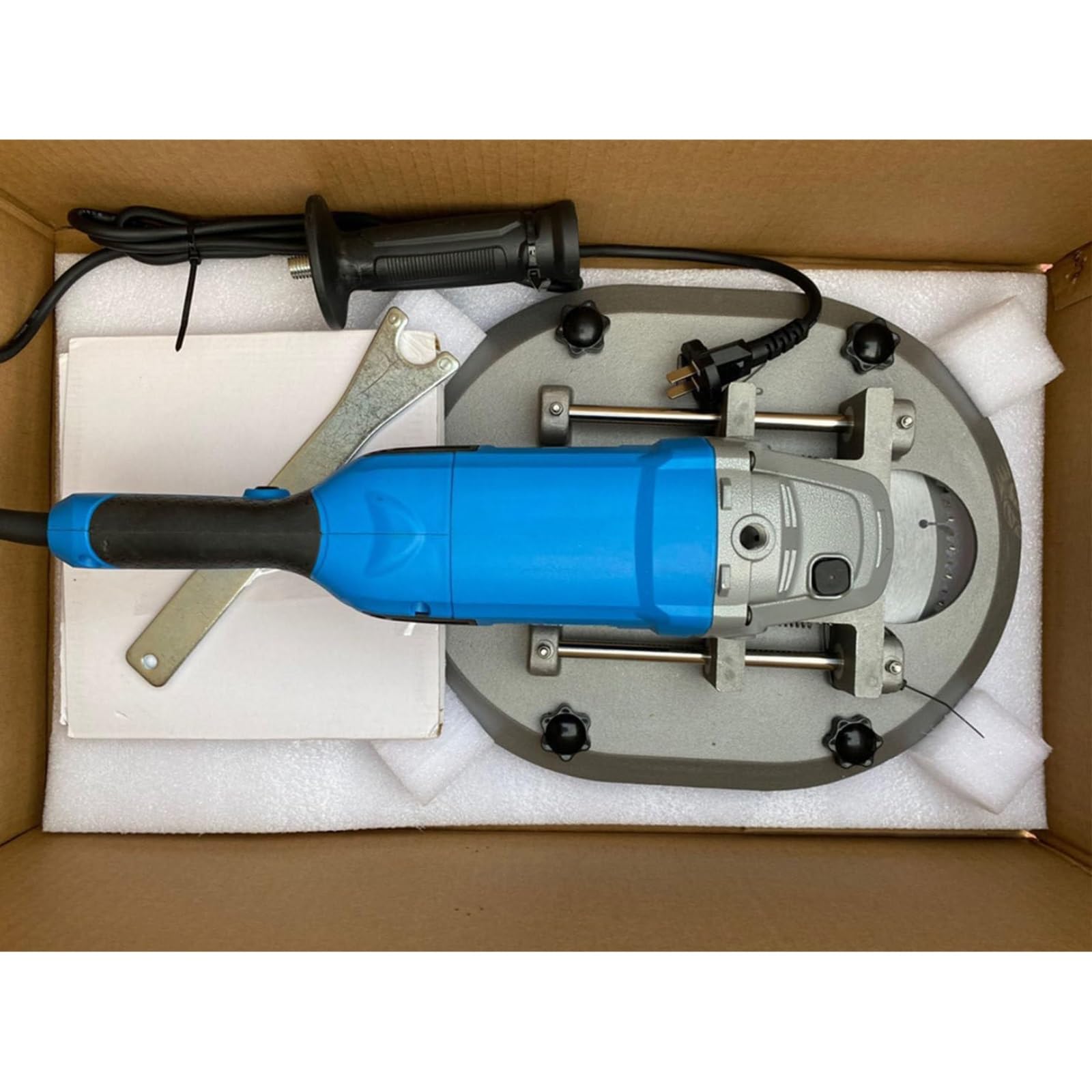 Electric Cattle Dehorner for Adult Cows & Sheep - 110V Red Horn Cutting Tool | Professional Livestock Horn Removal Equipment for Large Cattle & Farm Animals | Perfect for Dairy Farms, Ranches & Veterinary Use