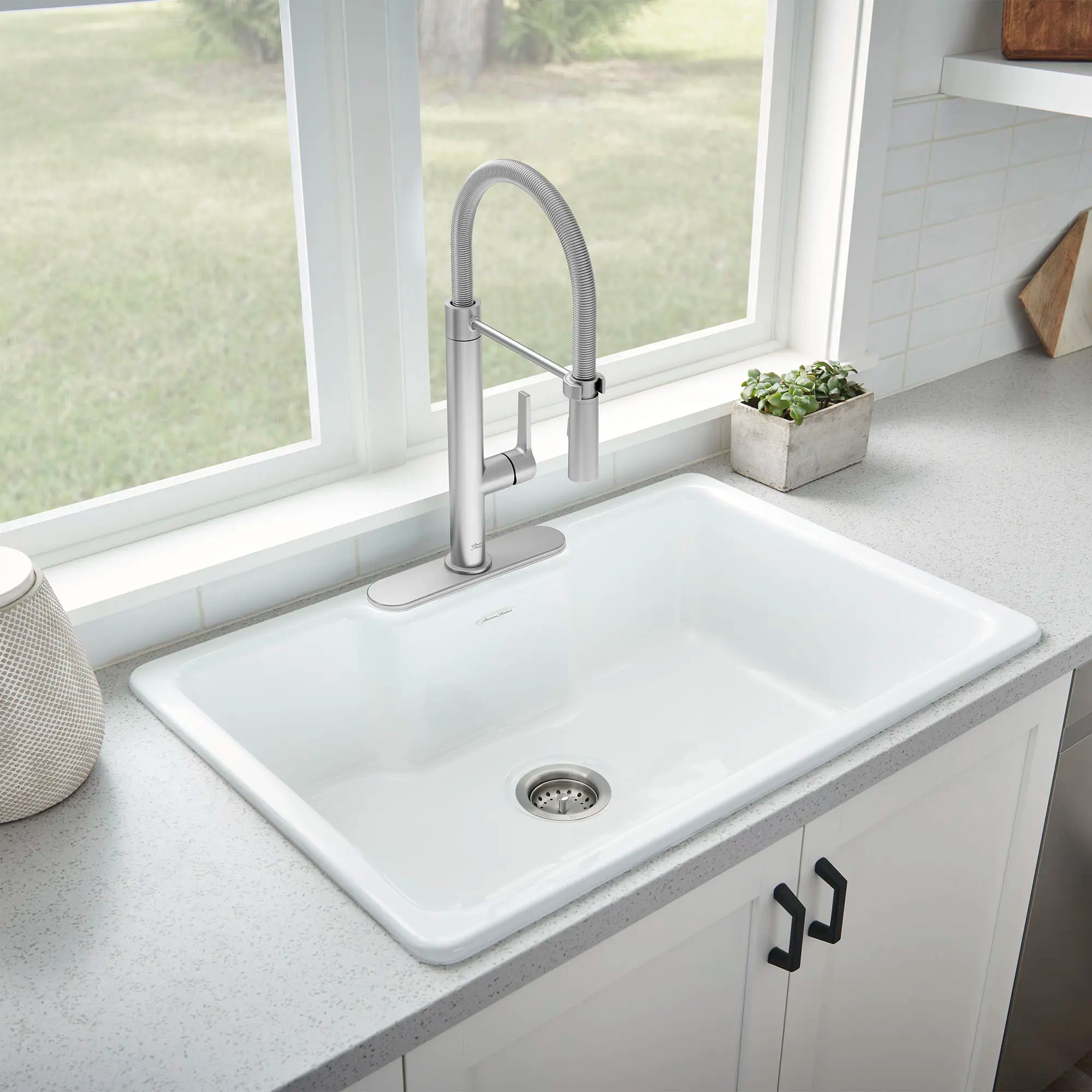 Grayson Semi-Professional Single Handle Kitchen Faucet - High Arc Pull Down Sprayer, Brushed Nickel Finish for Modern Home & Restaurant Use