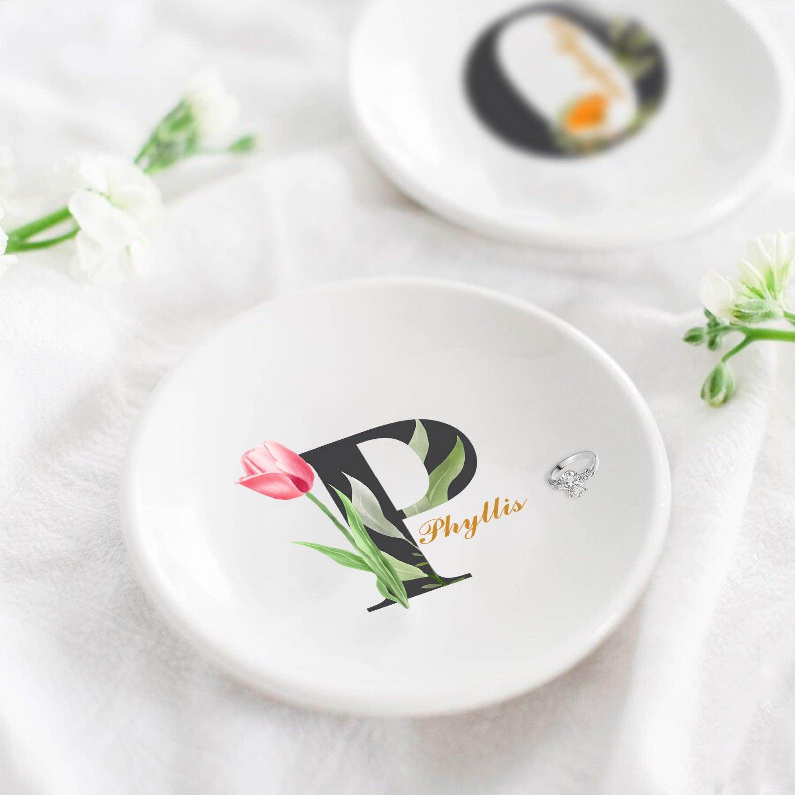 Personalized Ceramic Plate with Custom Name - Unique Gift for Girlfriend, Mother's Day, Anniversary & Special Occasions - Perfect for Dining, Home Decor & Keepsake Memories