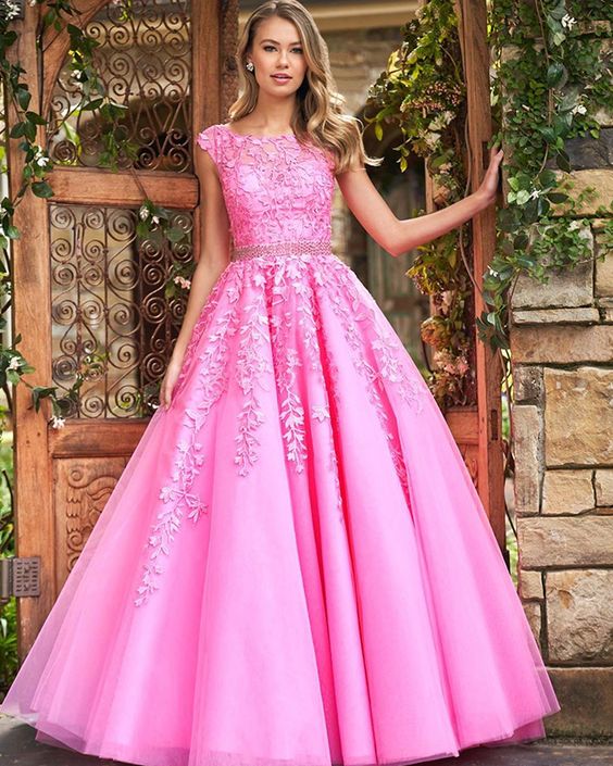 Elegant A-Line Lace Prom Dresses with Beaded Belt - Long Jewel Evening Gown for UK 2025 Formal Events, Homecoming, and Special Occasions
