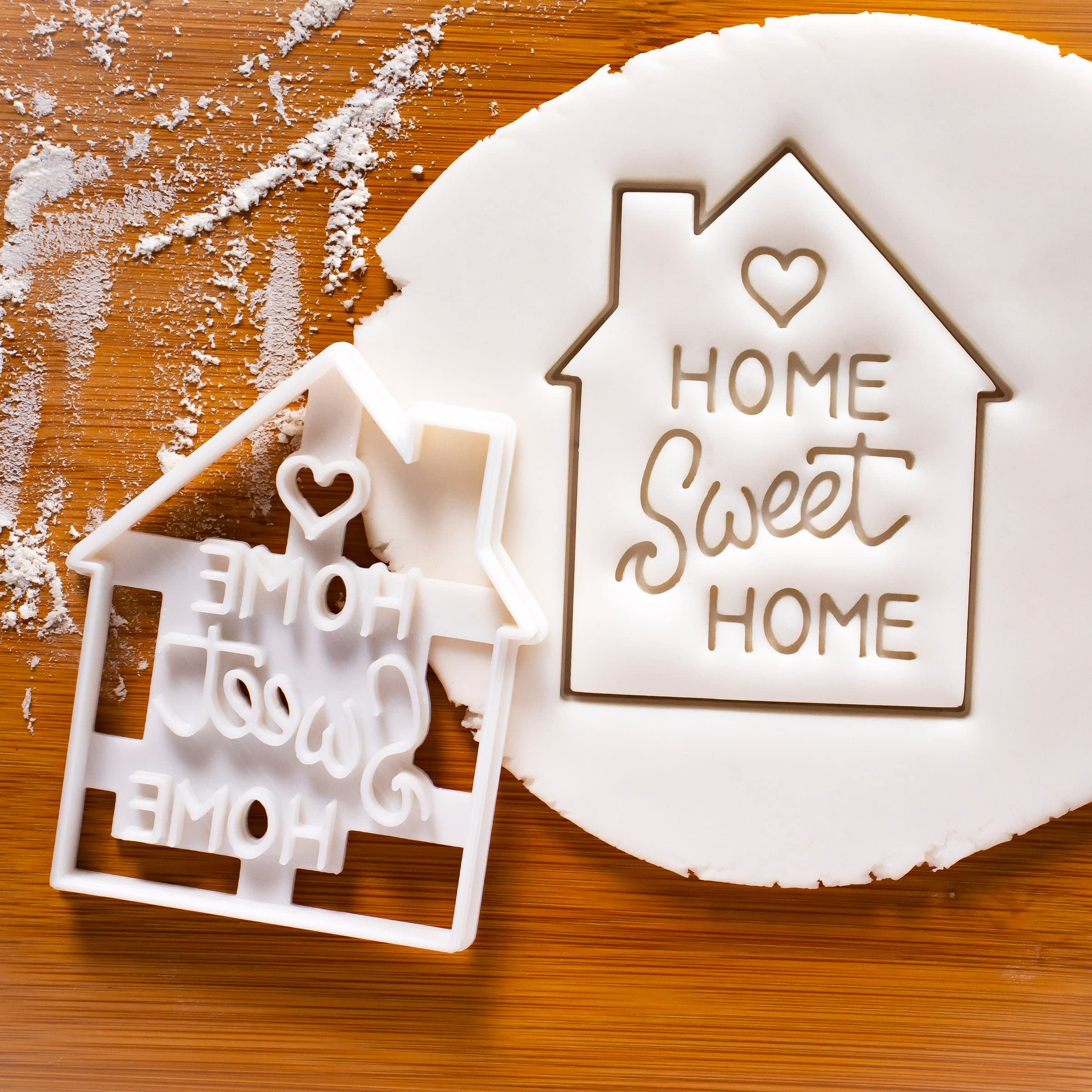 Housewarming Home Sweet Home Cookie Cutter - 1 Piece Stainless Steel Baking Tool for DIY Cookies, Cakes & Cupcakes | Perfect for New Home Gifts, Holiday Baking & Party Decorations