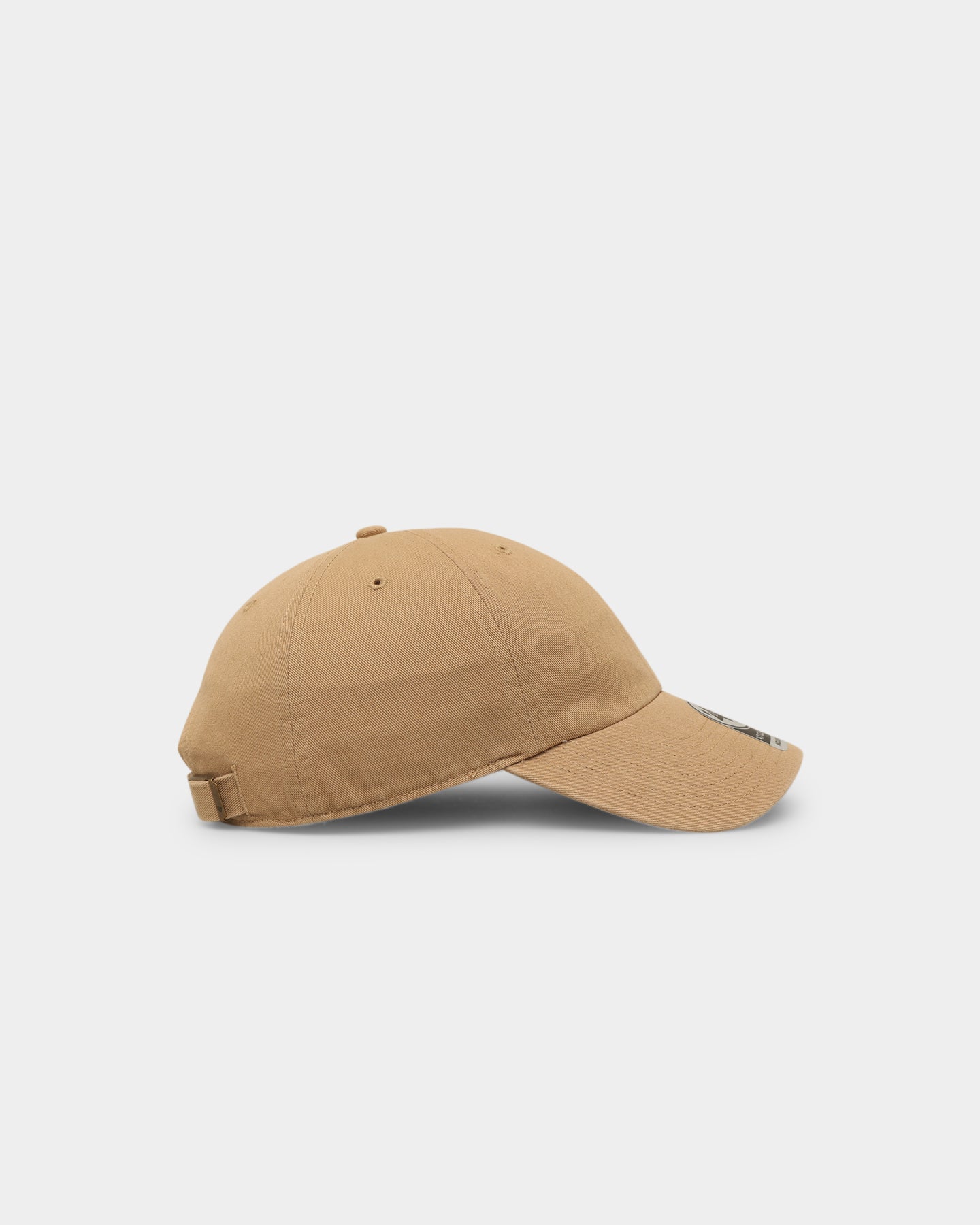 47 Brand Flat 47 Clean Up Strapback Hat - Adjustable Khaki Baseball Cap for Men & Women - Perfect for Outdoor Sports, Casual Wear and Sun Protection