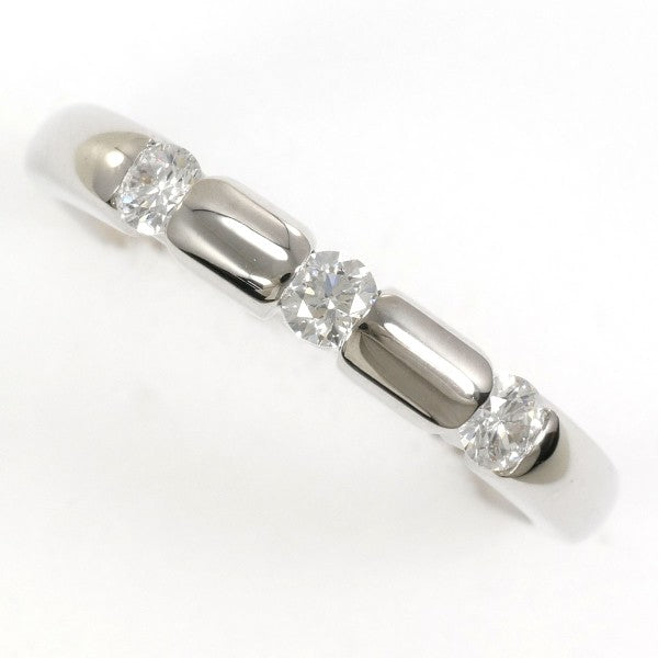 18K White Gold Diamond Ring for Women - Elegant Solitaire Engagement & Wedding Band - Perfect for Proposals, Anniversaries, and Special Occasions