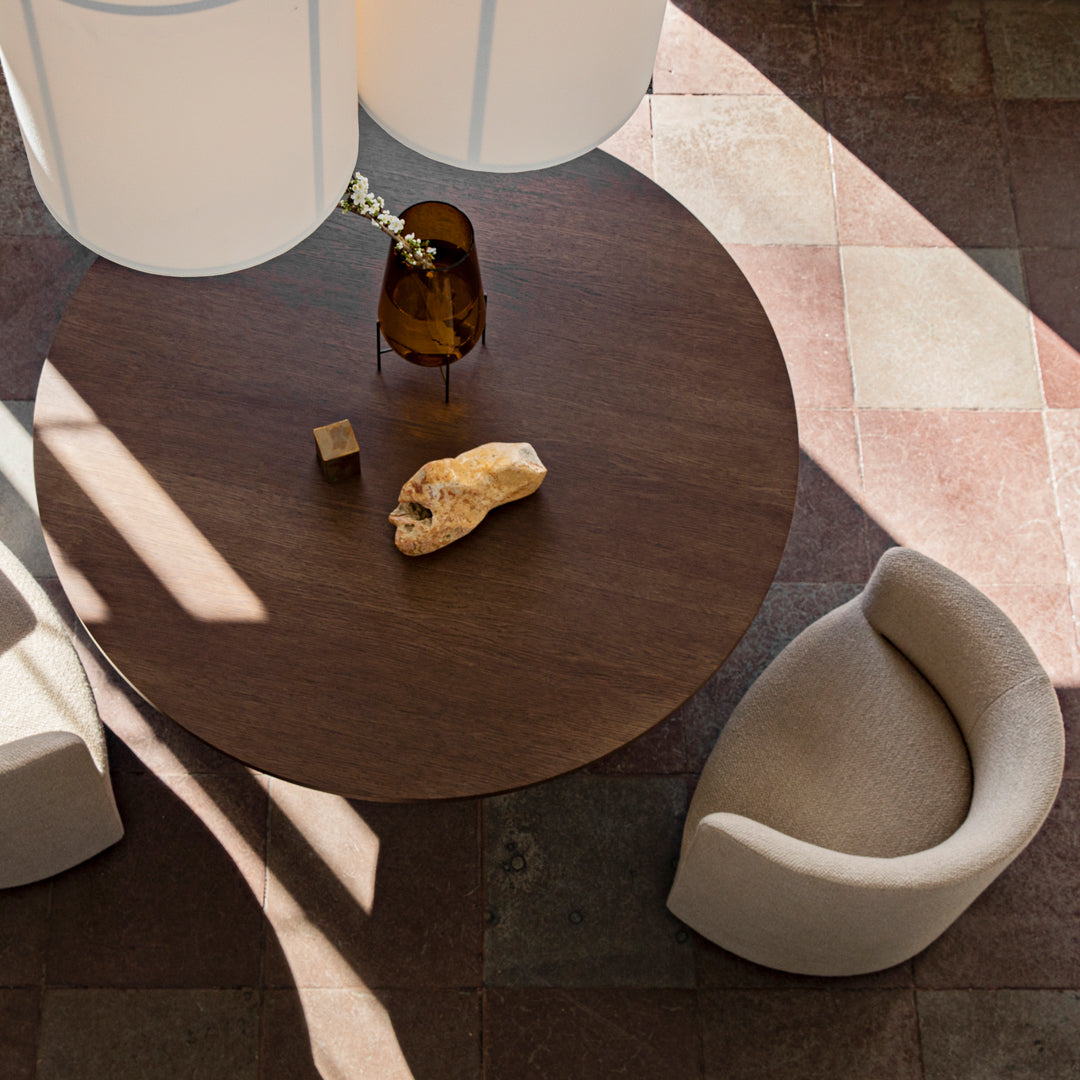 Stylish Androgyne Dining Table - Modern & Versatile for Kitchen, Dining Room, or Office | Perfect for Small Spaces & Entertaining Guests