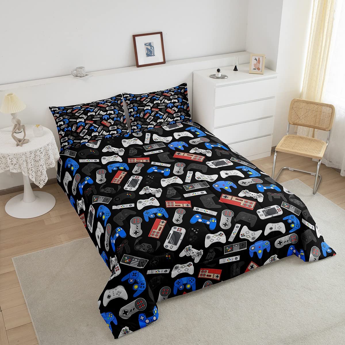 Feelyou Video Game Comforter Set - Gaming Bedding with Console Gamepad Print, Quilted Duvet Cover & 2 Pillowcases (Full Size, 3Pcs, Black) - Perfect for Gamers' Bedroom Decor & Gaming Themed Sleepovers