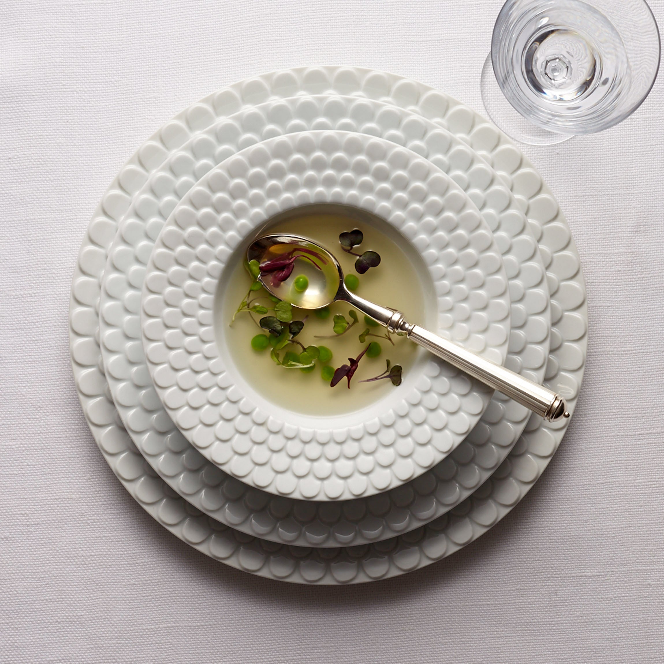 Premium Aegean White Porcelain Dinnerware Set - 16-Piece Elegant Tableware for Formal Dining, Entertaining & Special Occasions