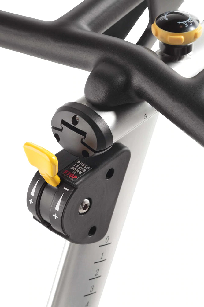 HOIST LEMOND Series Elite Road Bike - Lightweight Carbon Frame Racing Bicycle for Men & Women - Perfect for Road Cycling, Training & Endurance Races