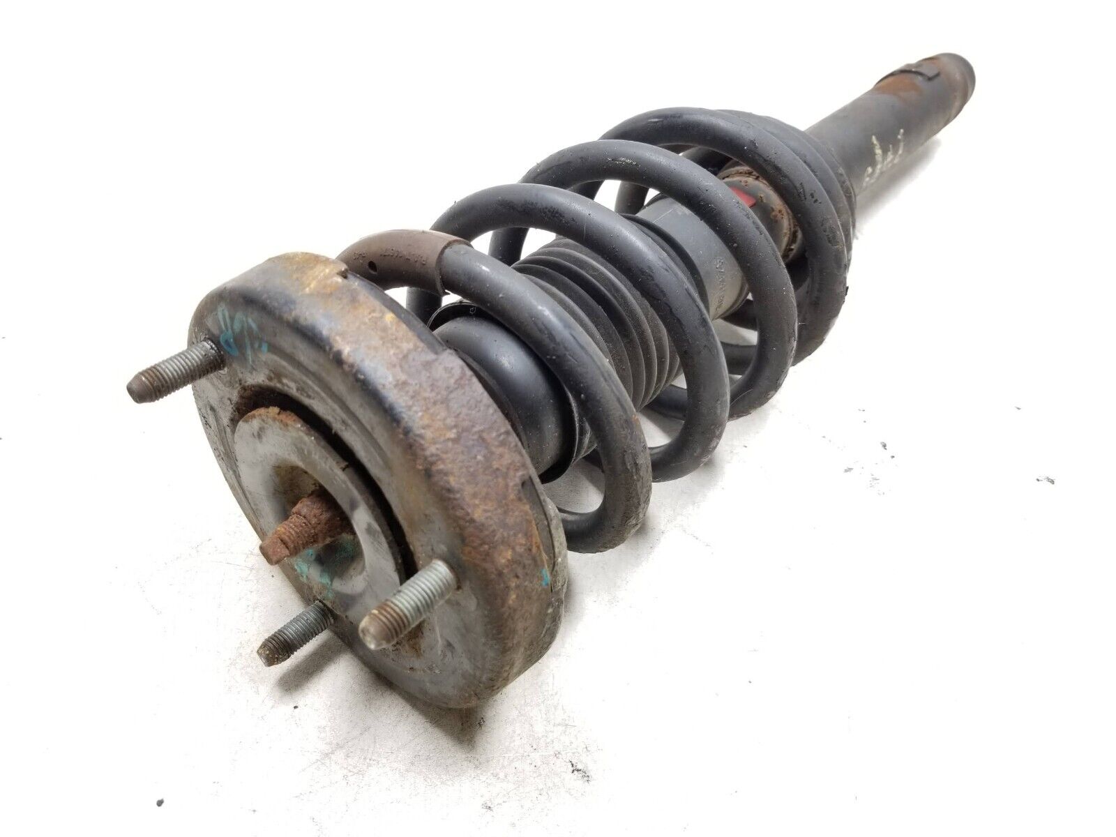 Hyundai Azera Front Shock Strut Absorber Pair - OEM Replacement Parts (06-10) | Smooth Ride & Enhanced Suspension for Daily Commute & Road Trips